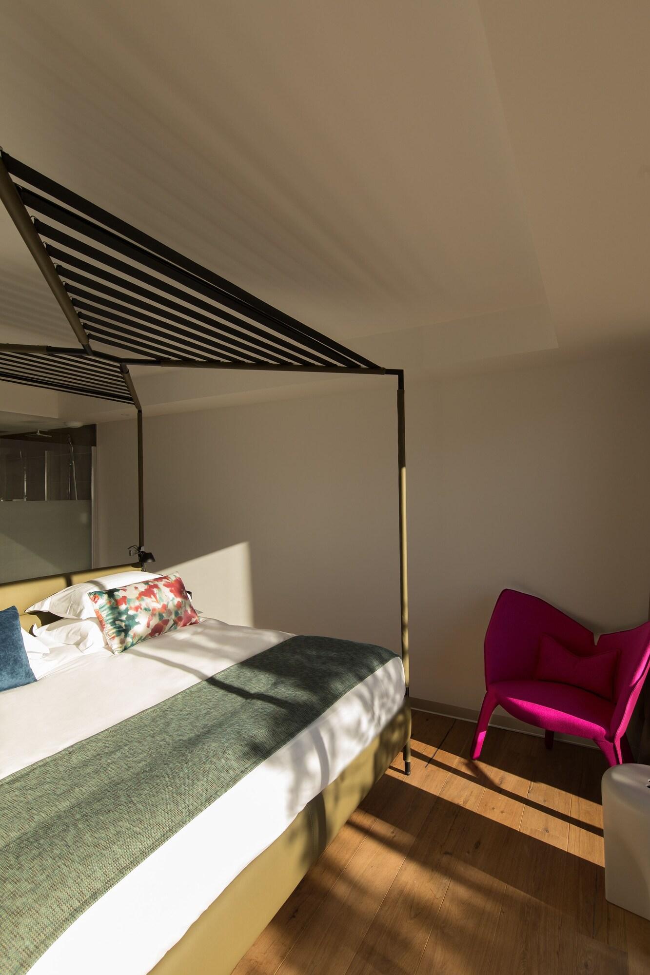 Hôtel Version Maquis Citadelle by null