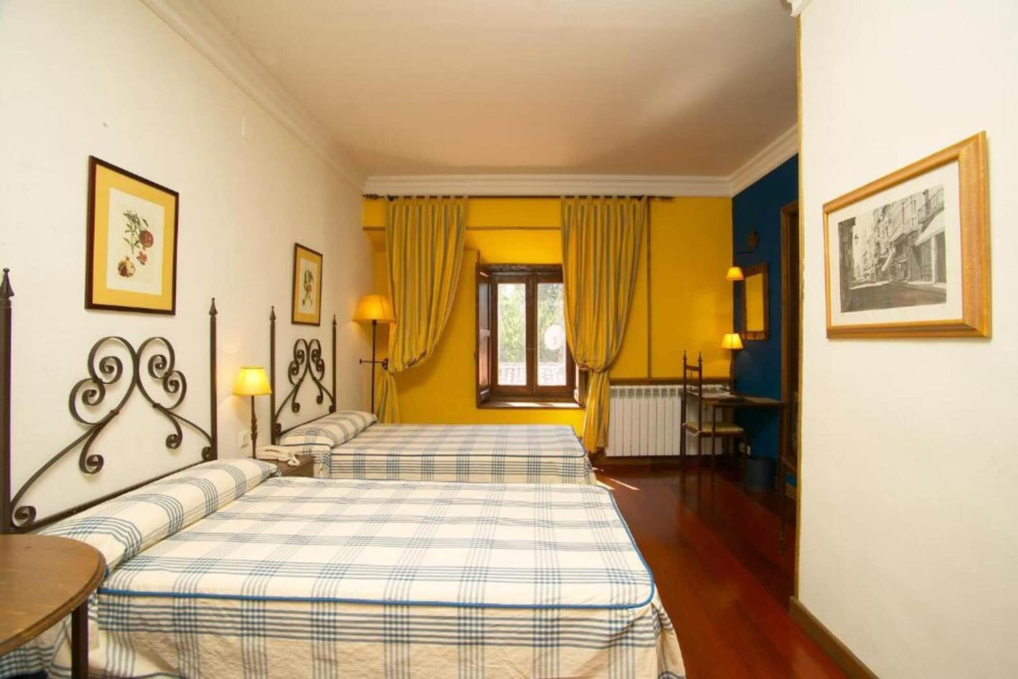 Monasterio San Zoilo | Hotel by null