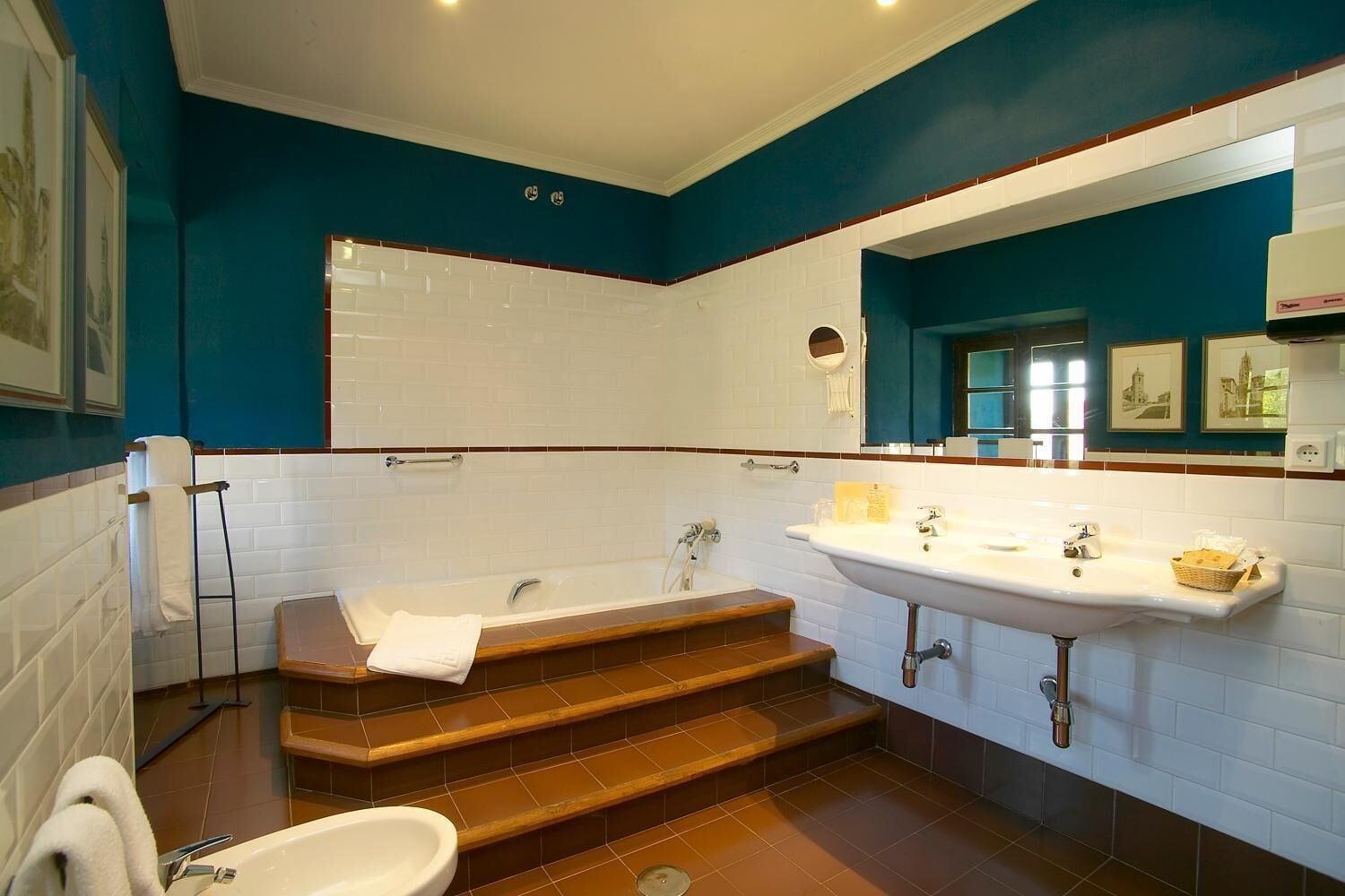 Monasterio San Zoilo | Hotel by null