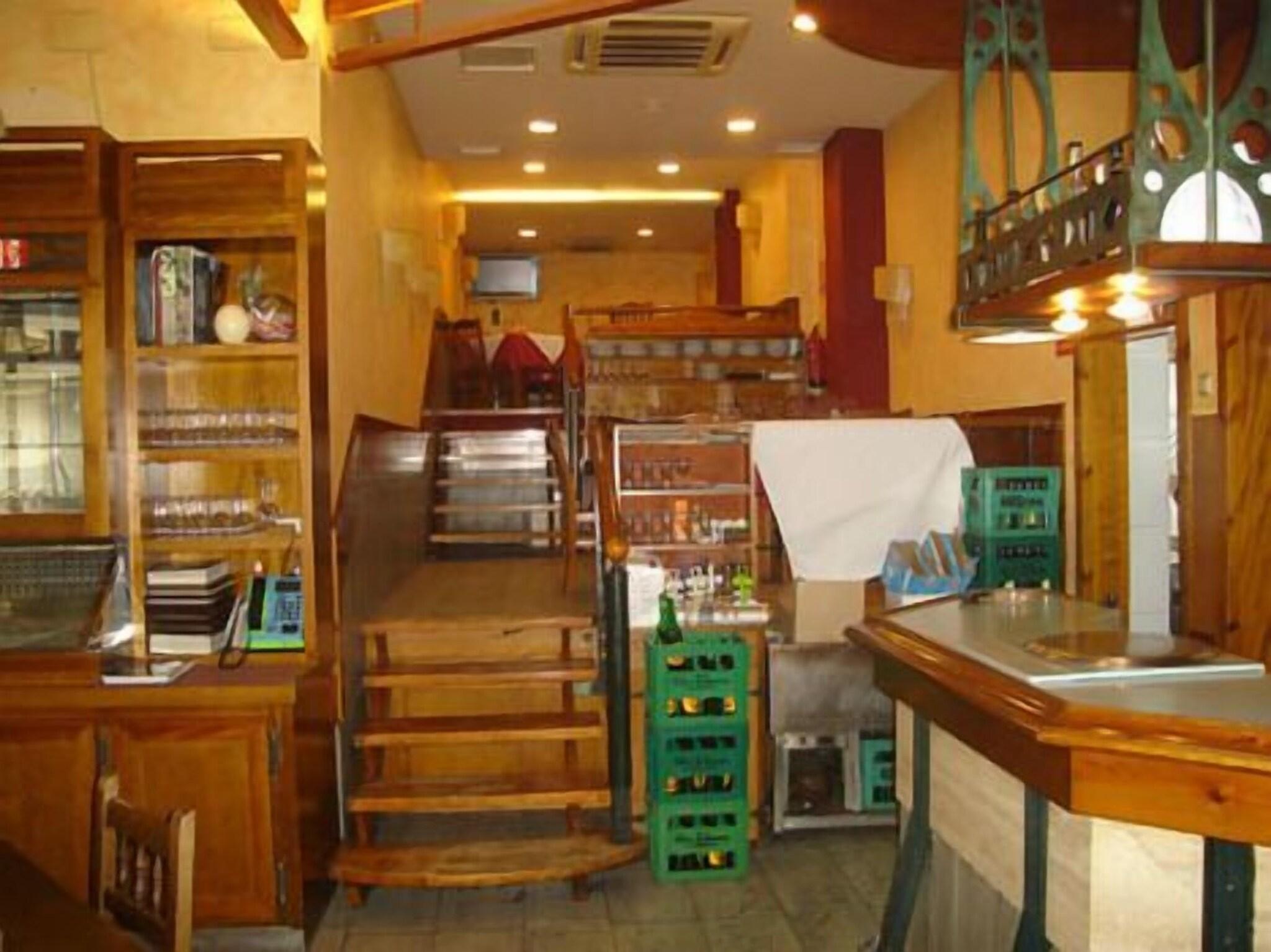 Hotel Doña María