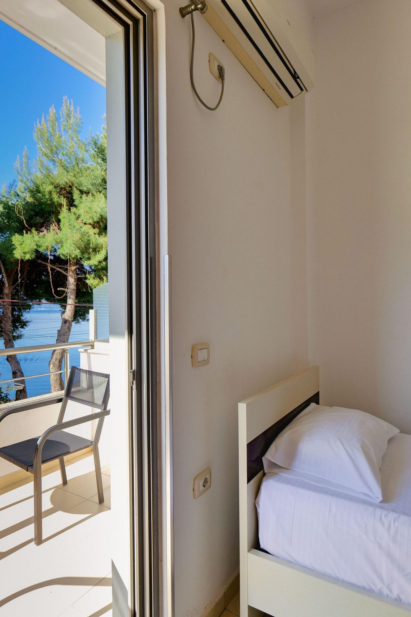 Summer Kiss Hotel