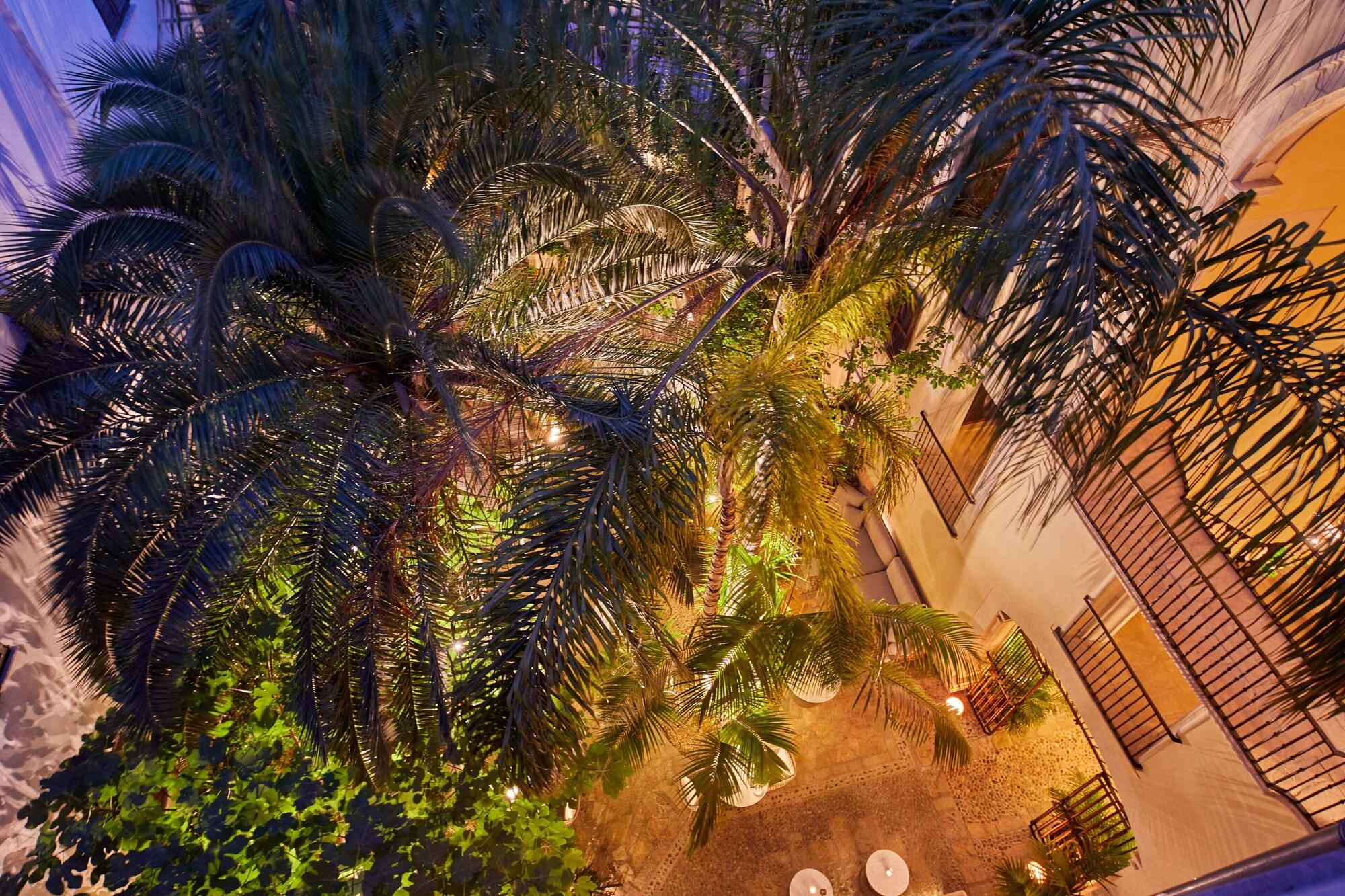 Palacio Can Marqués by null