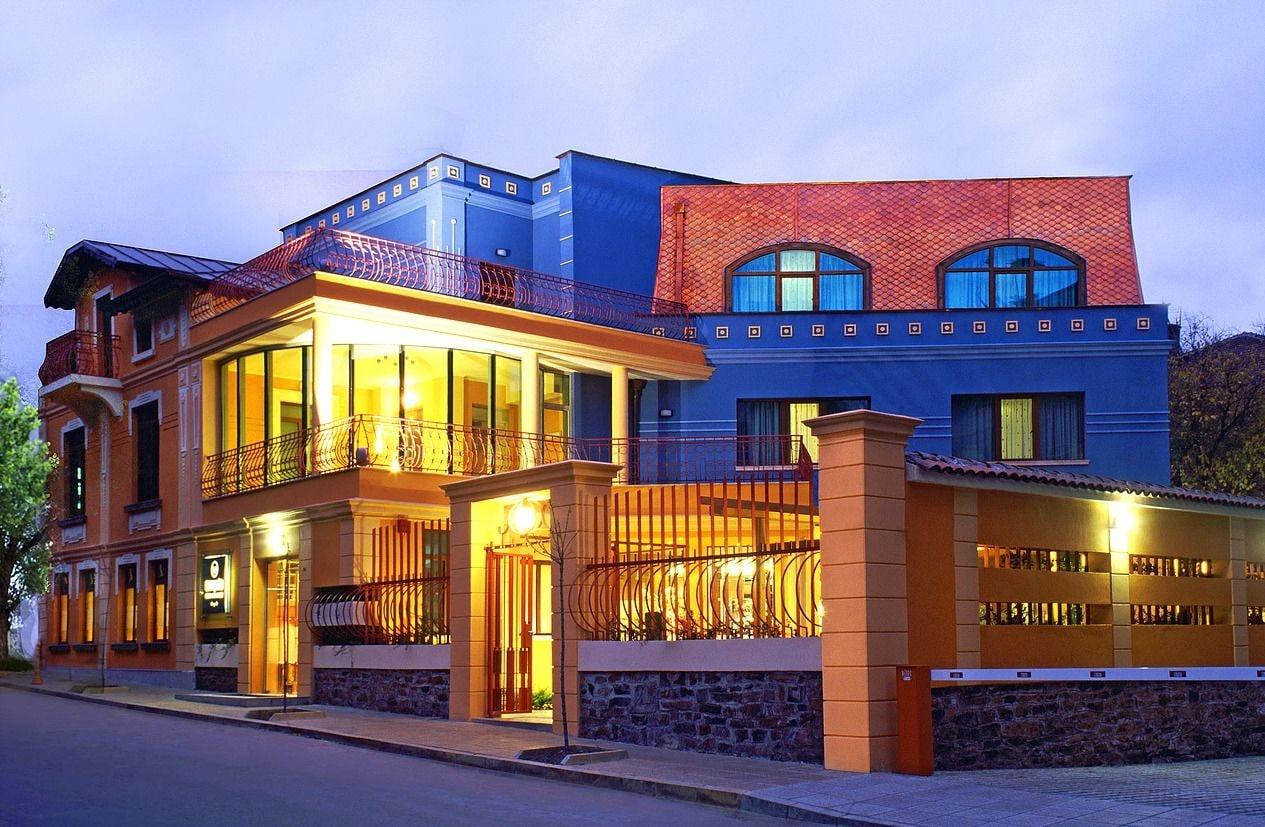 Restaurant Uniqato by null