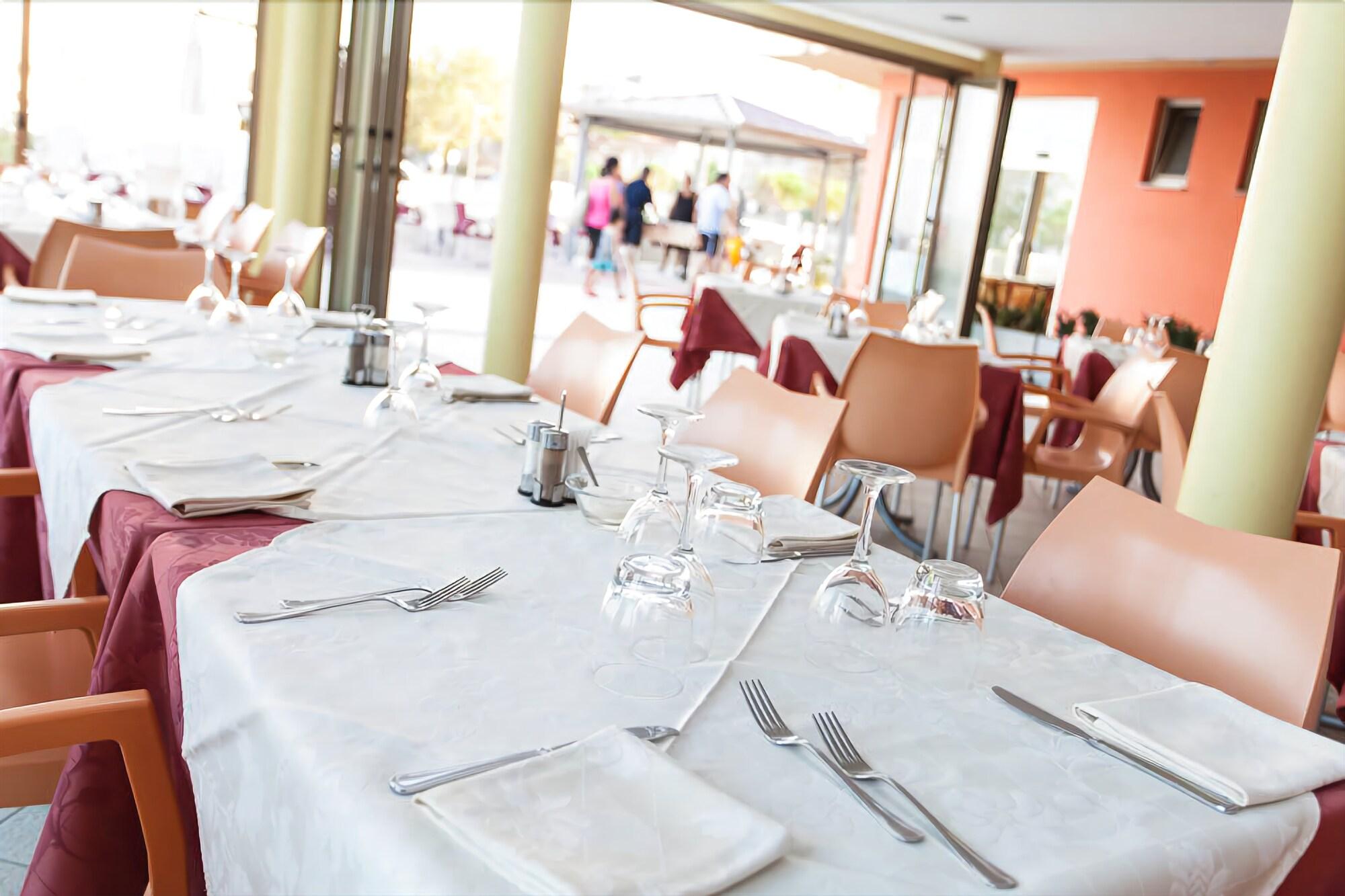Hotel Adria Beach Club