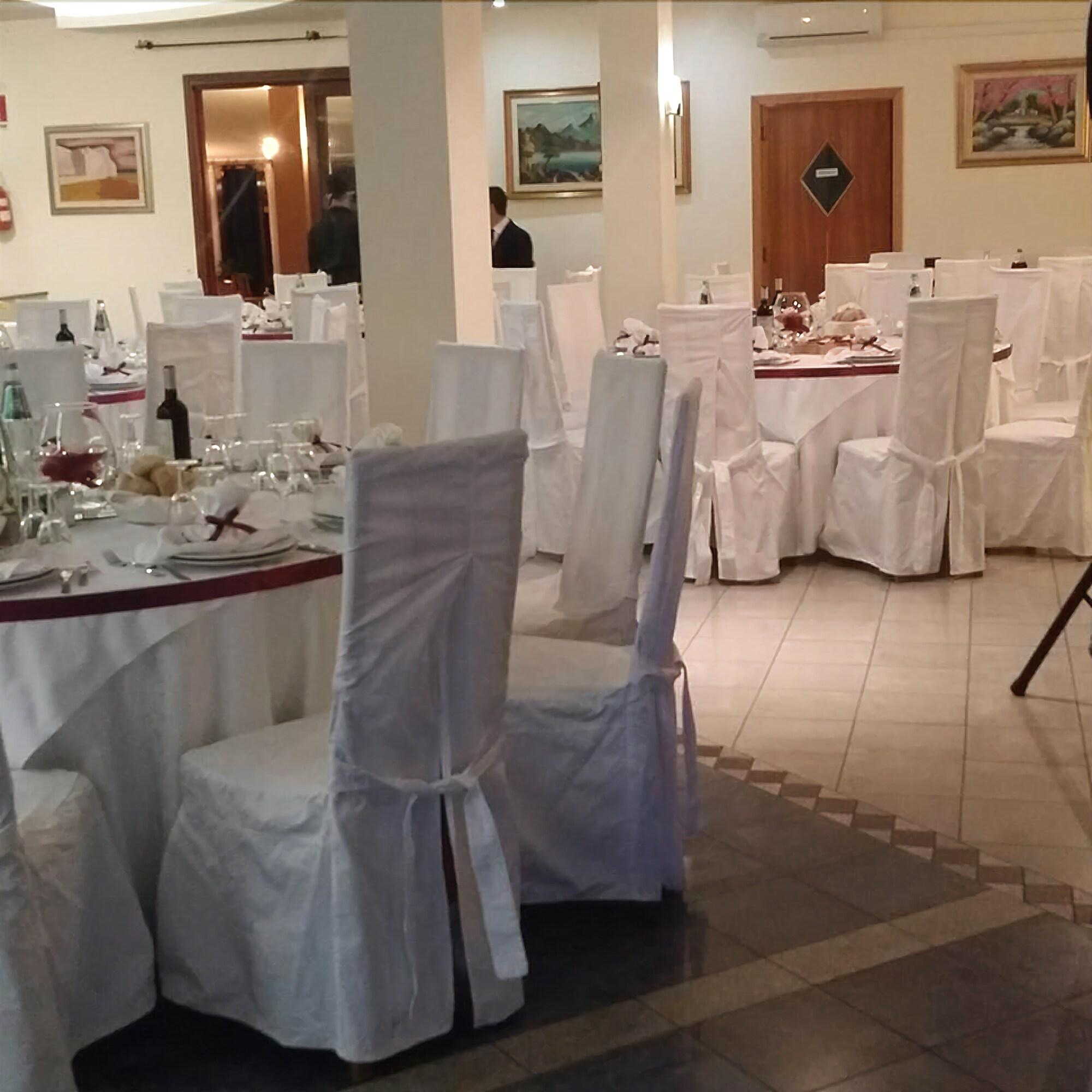 Hotel Ristorante Pizzeria Charme