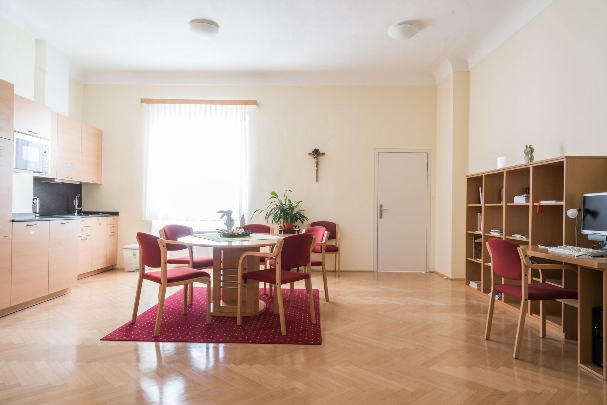 Guest house in the seminary Salzburg by null