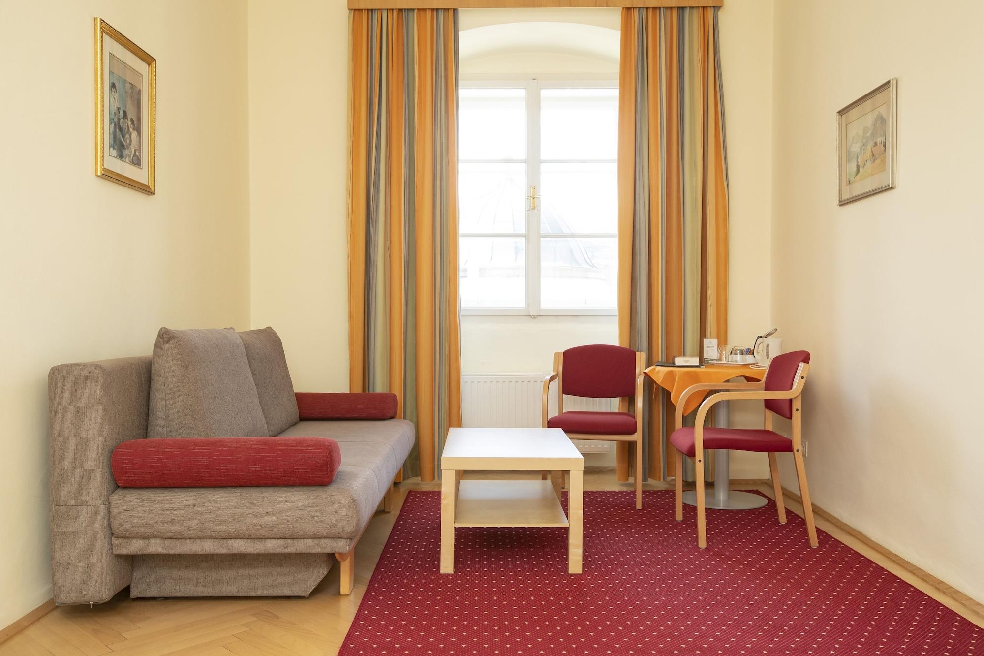 Guest house in the seminary Salzburg by null