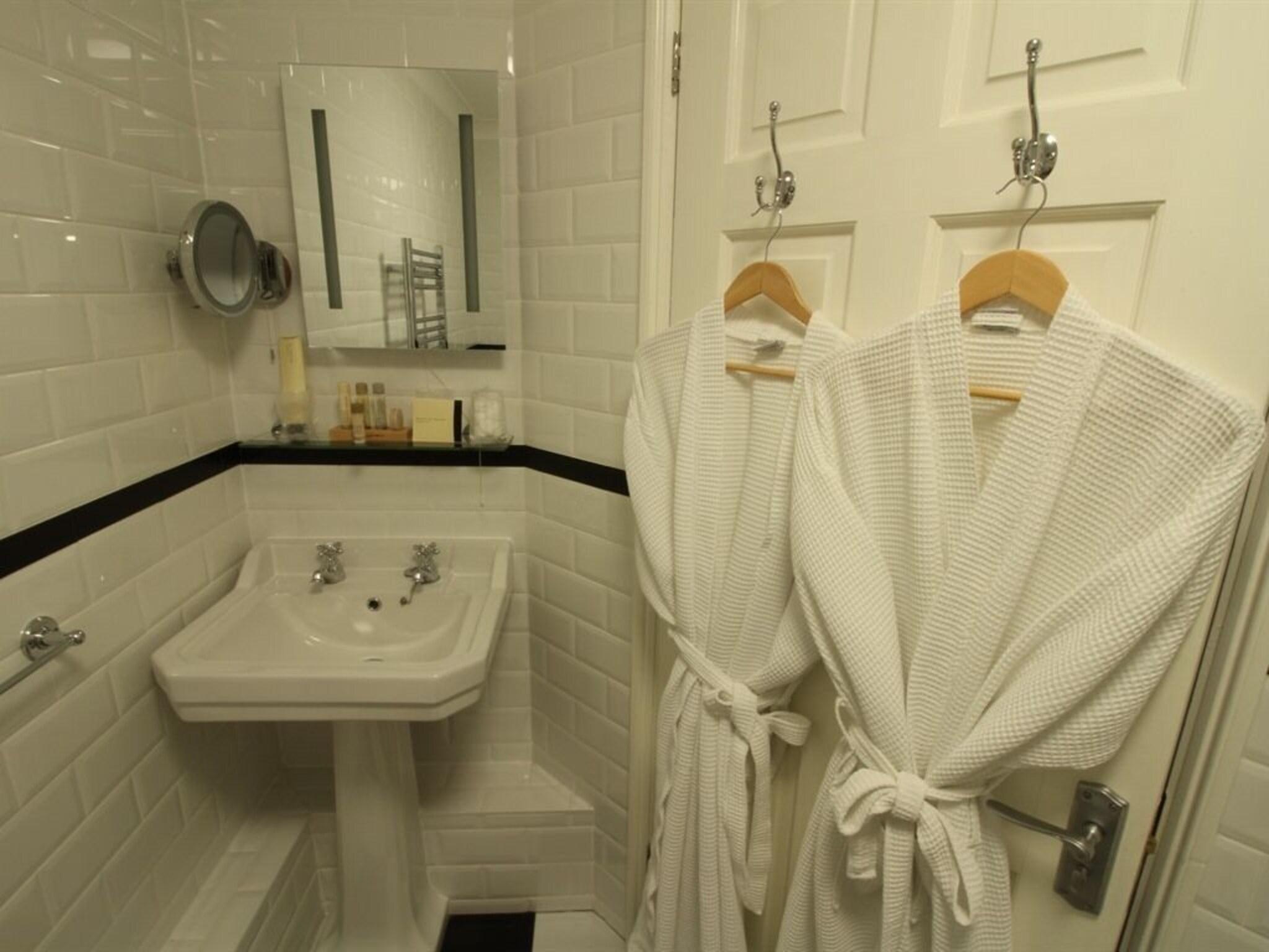 The Canterbury Hotel