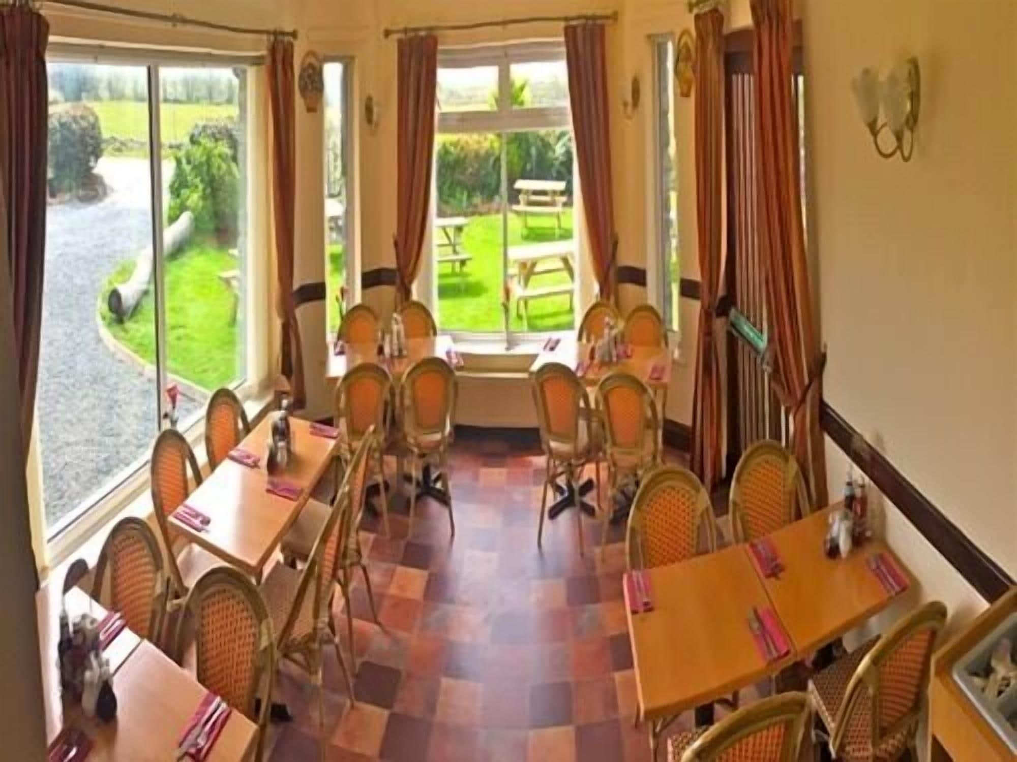 Cadwgan House Hotel