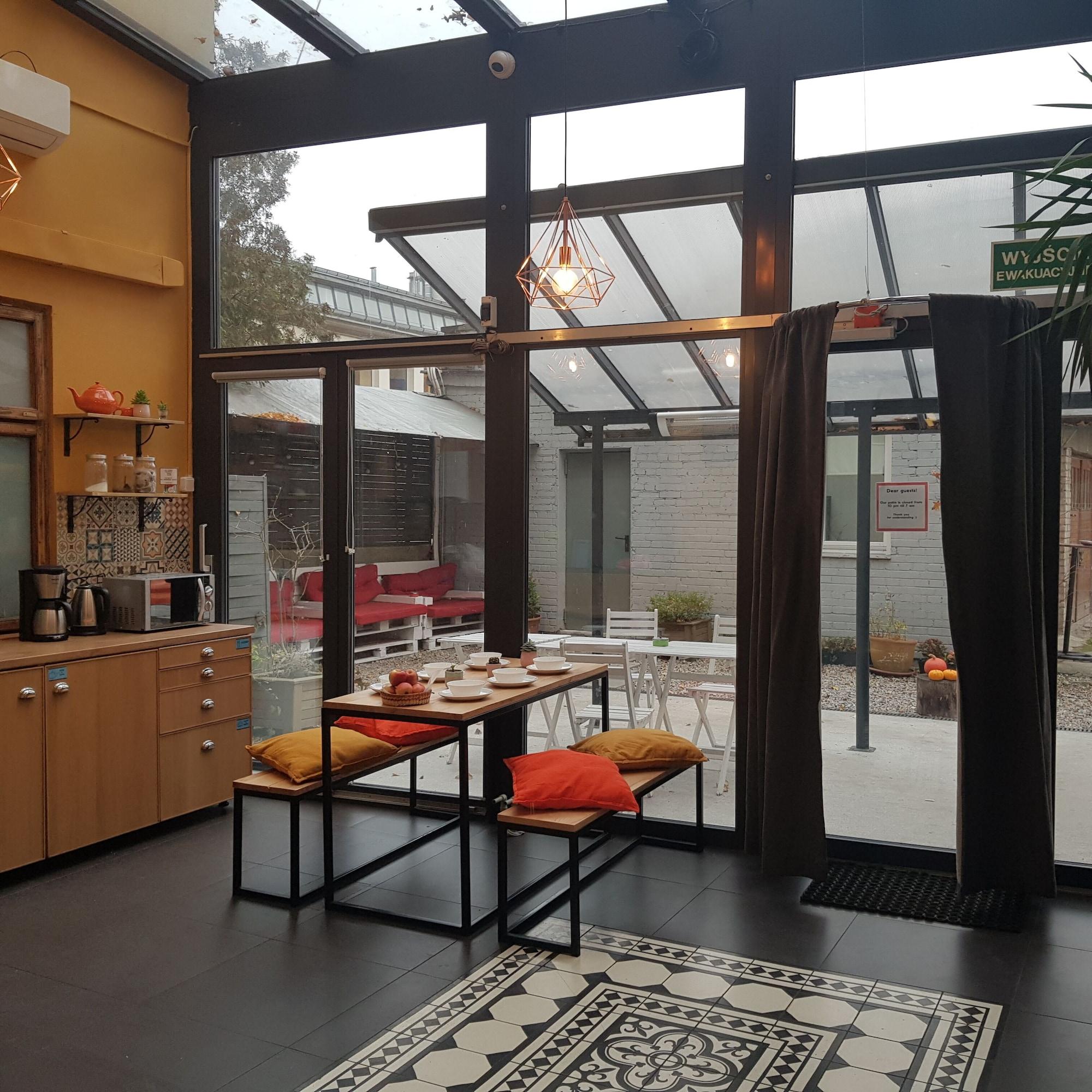 Oki Doki Hostel by null