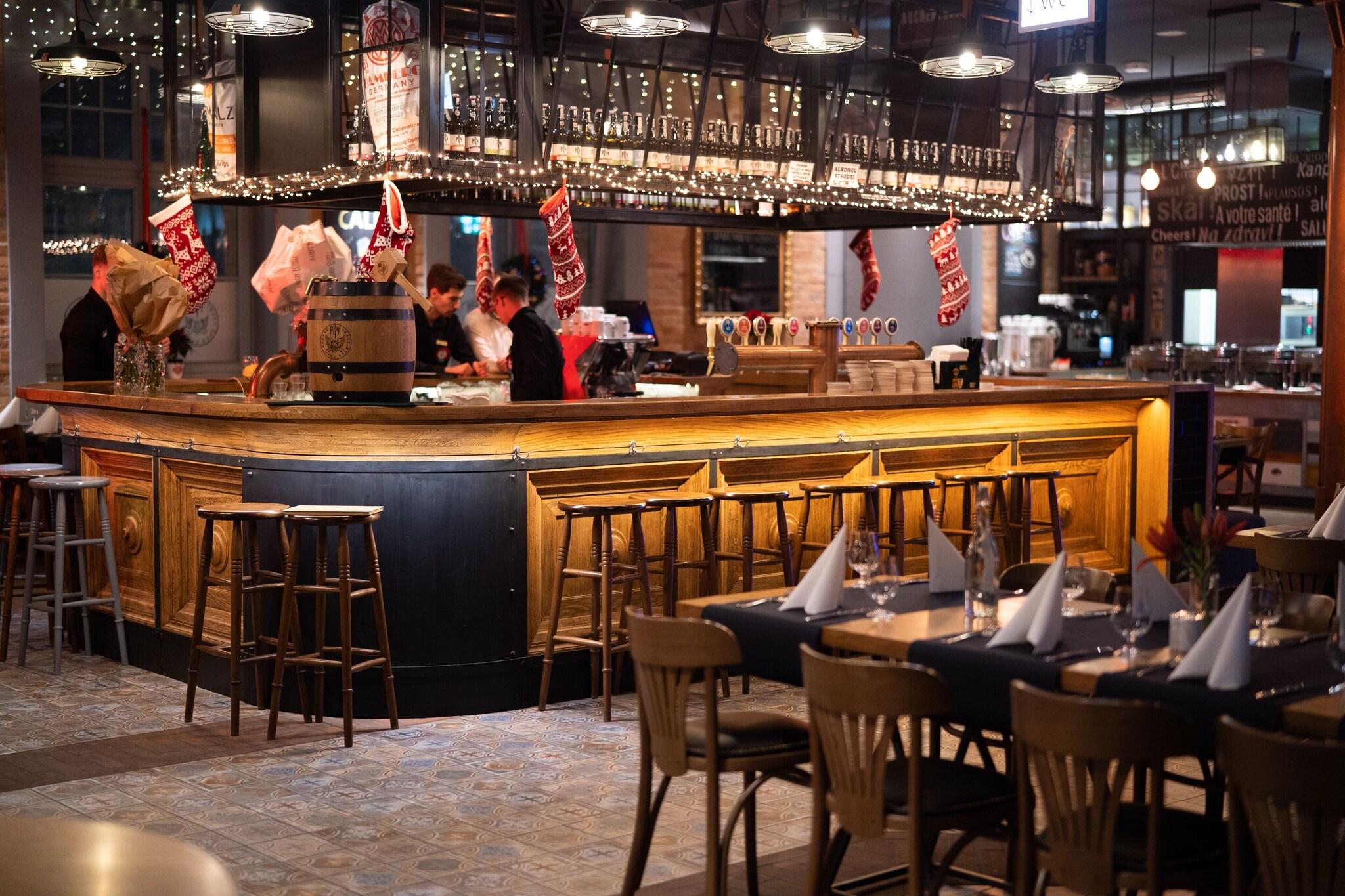 Central Hotel Gdańsk by null