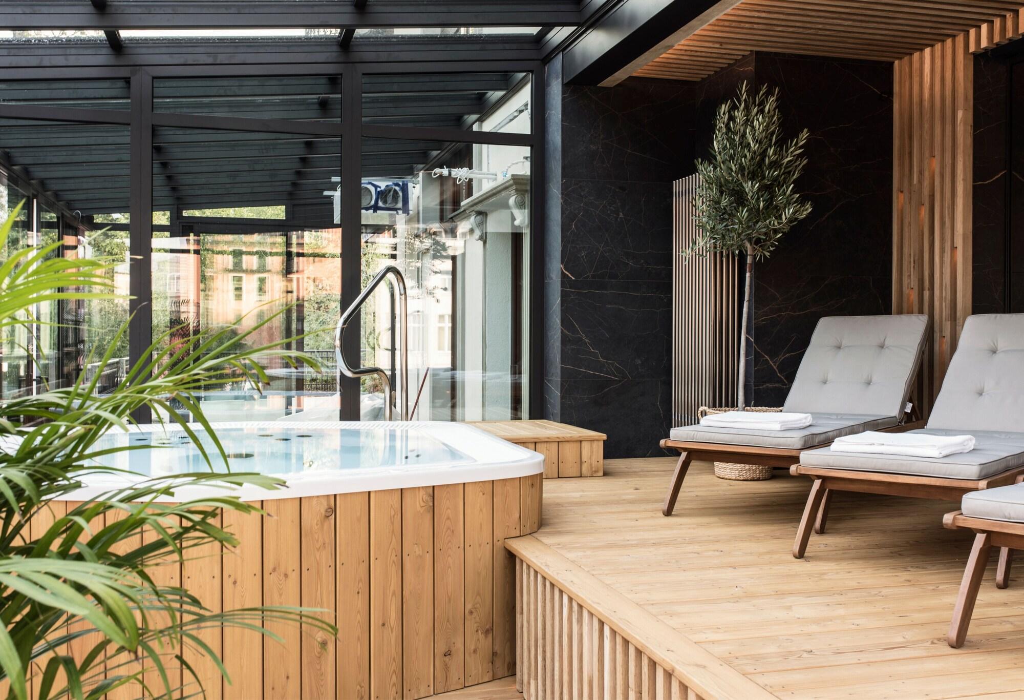 Aparthotel Cristina