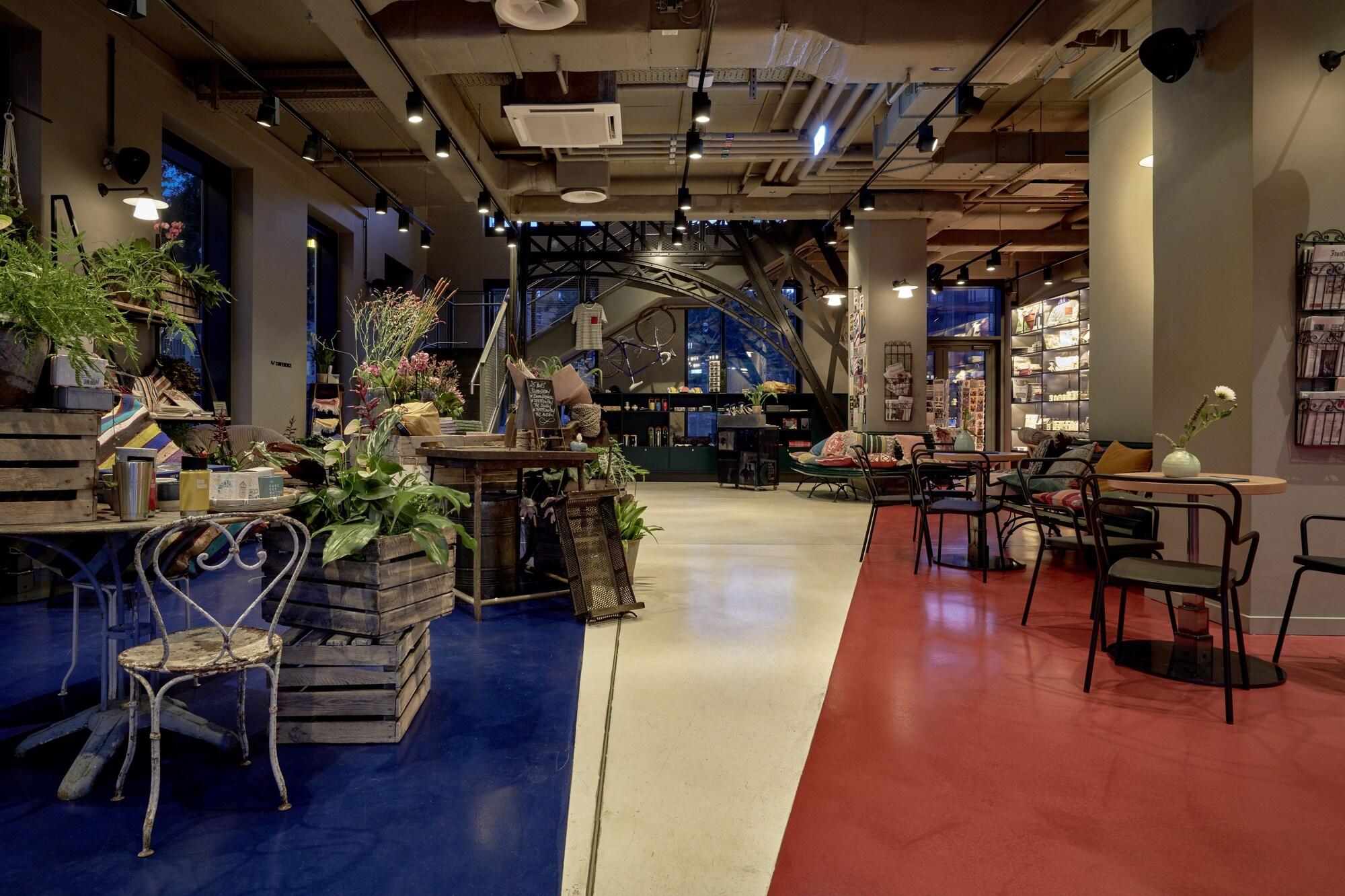 25hours Hotel Das Tour by null