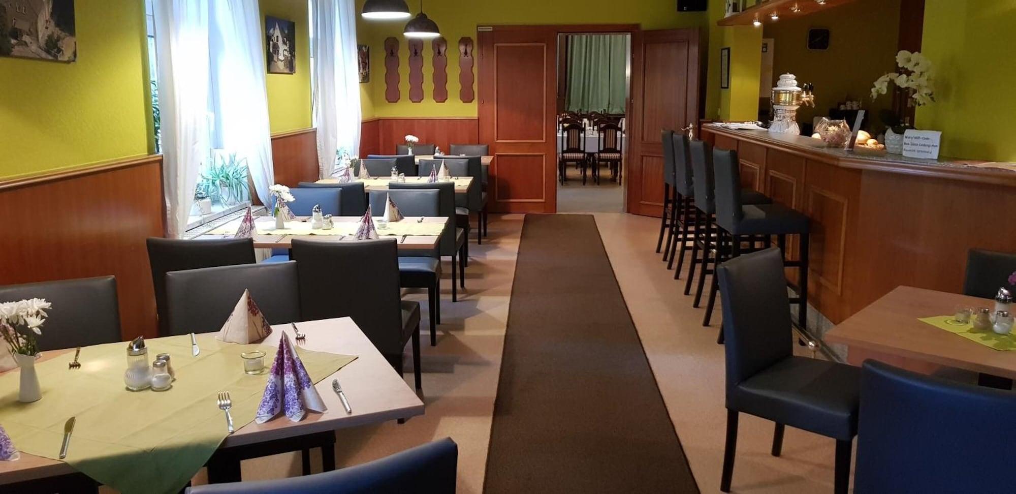 Hotel & Restaurant Lindengarten Lübben Spreewald by null