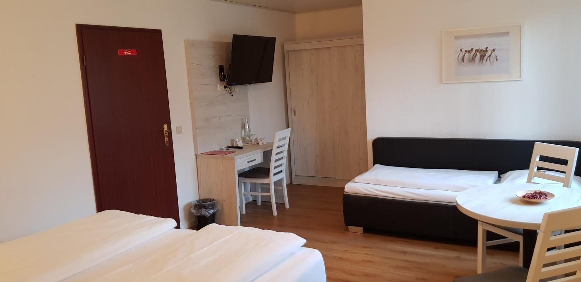 Hotel & Restaurant Lindengarten Lübben Spreewald by null