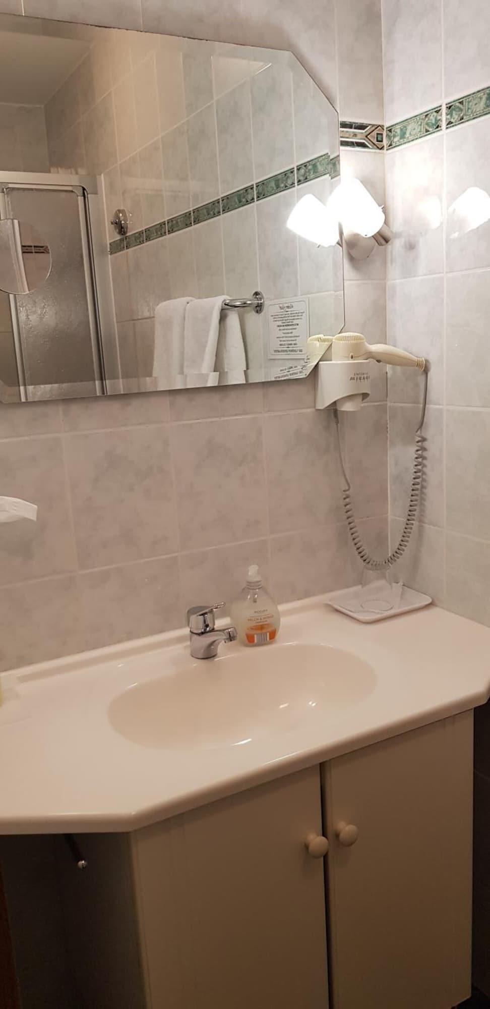 Hotel & Restaurant Lindengarten Lübben Spreewald by null