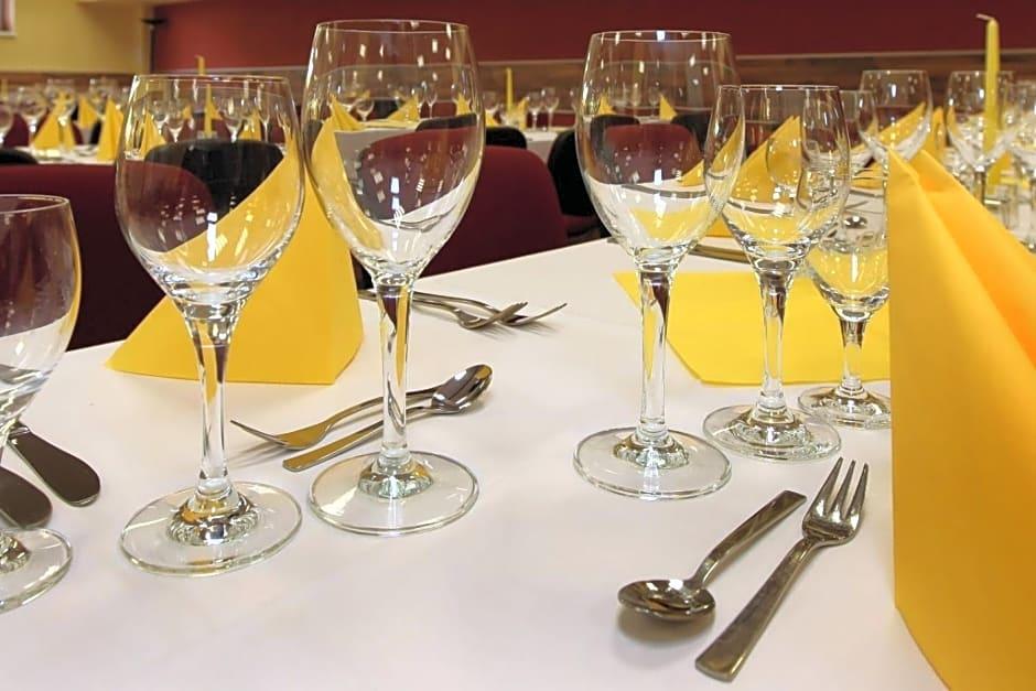 PARKHOTEL NEUBRANDENBURG by null