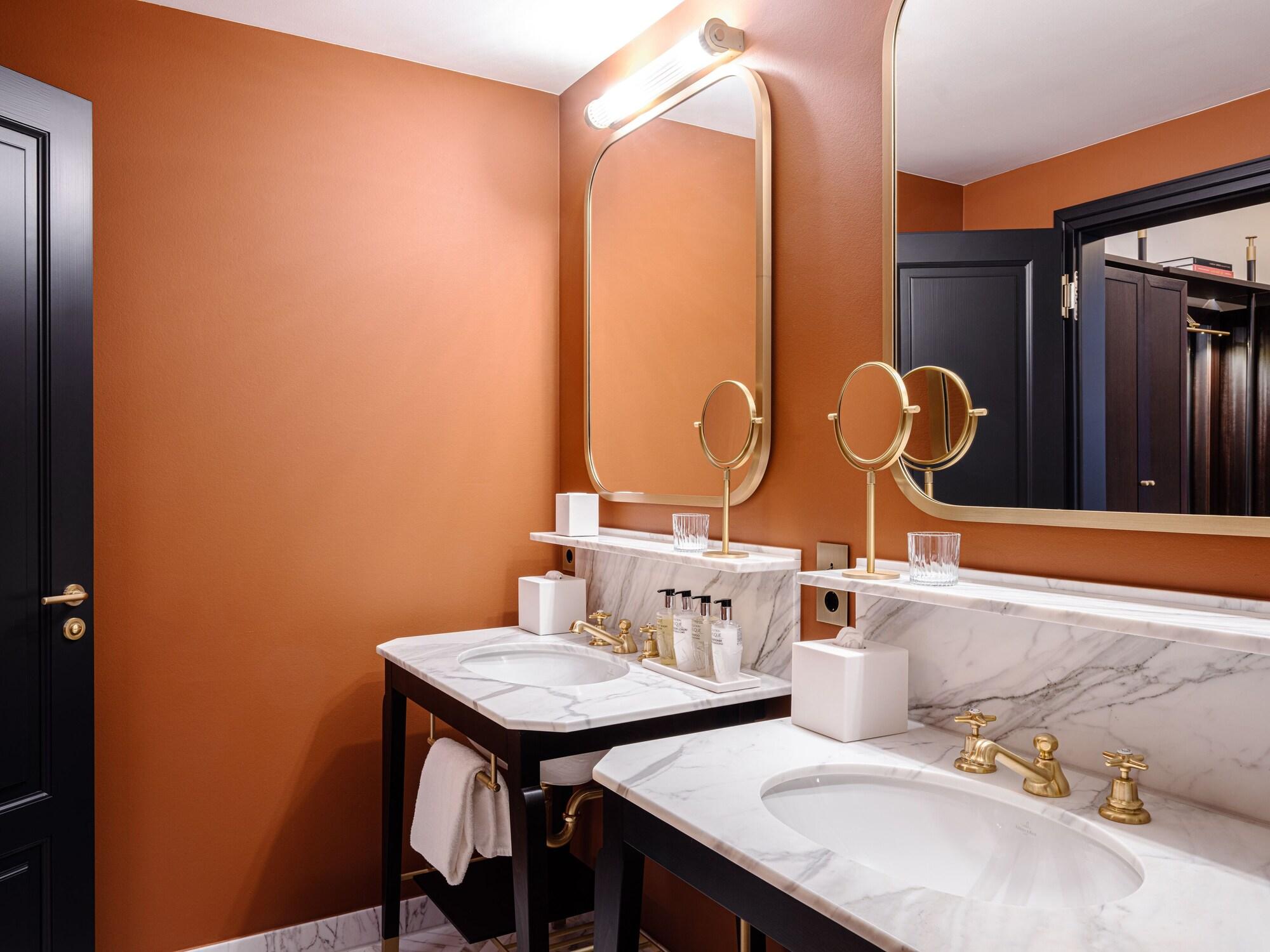 LUME Boutique Hotel, Autograph Collection by null