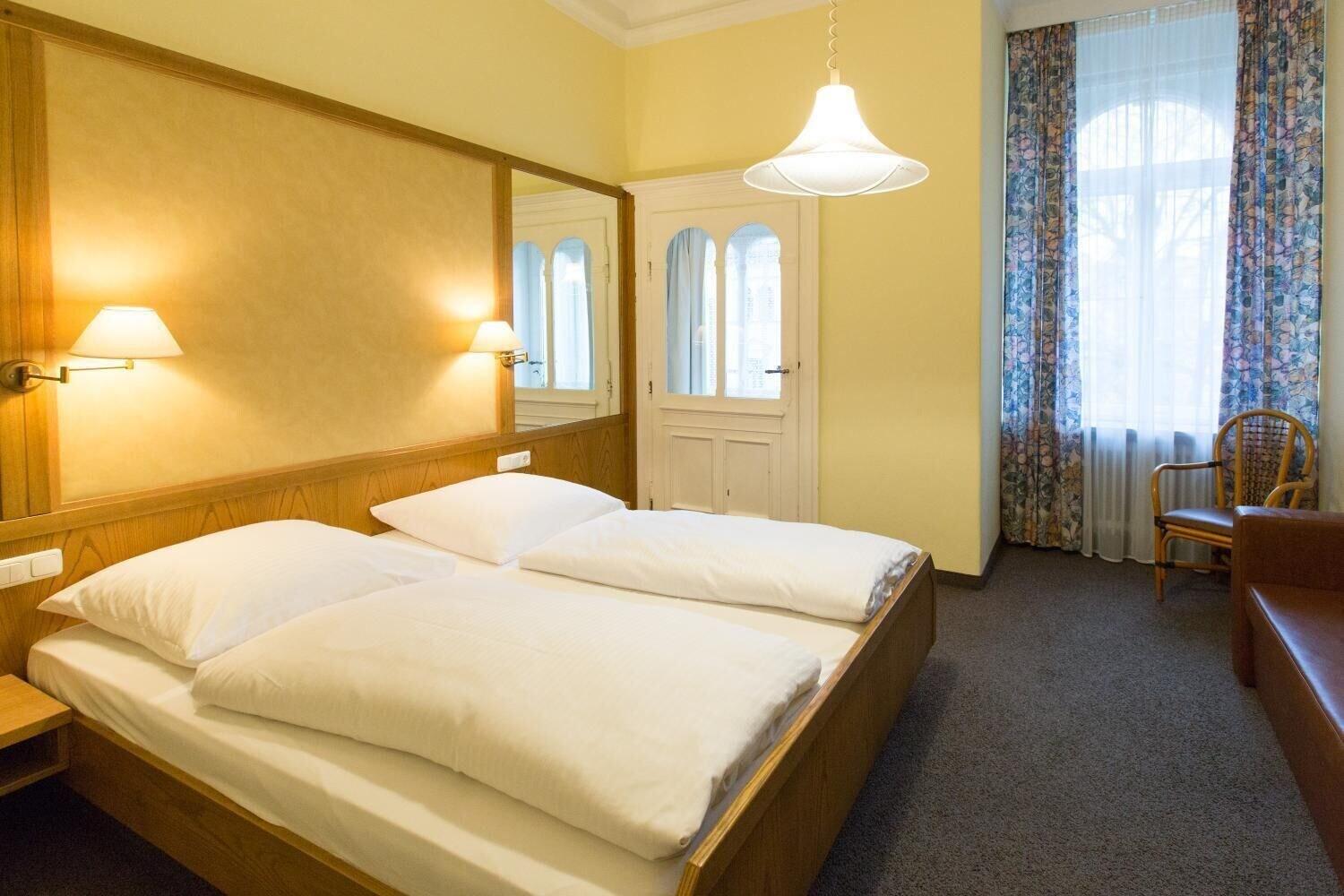 Hotel Uhland by null