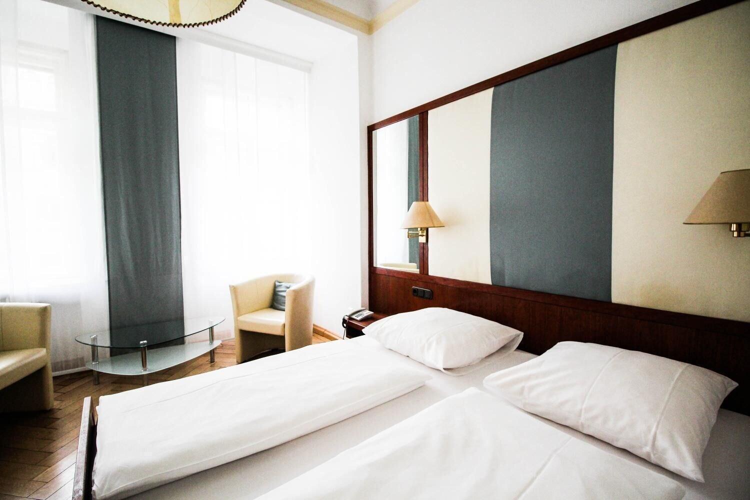 Hotel Uhland by null