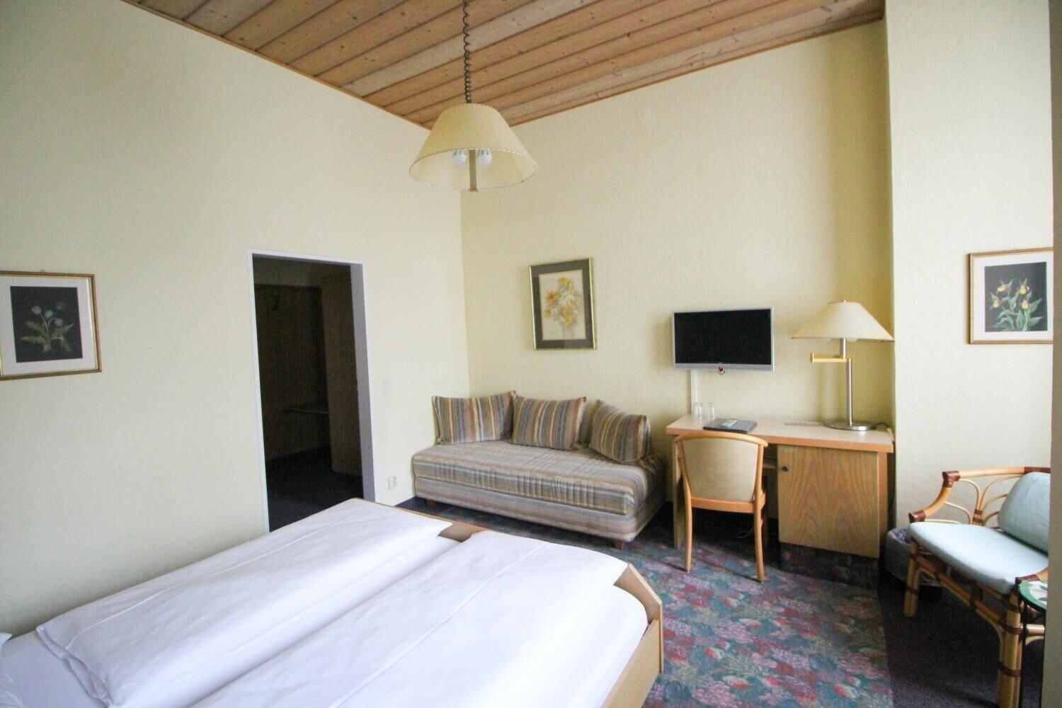 Hotel Uhland by null