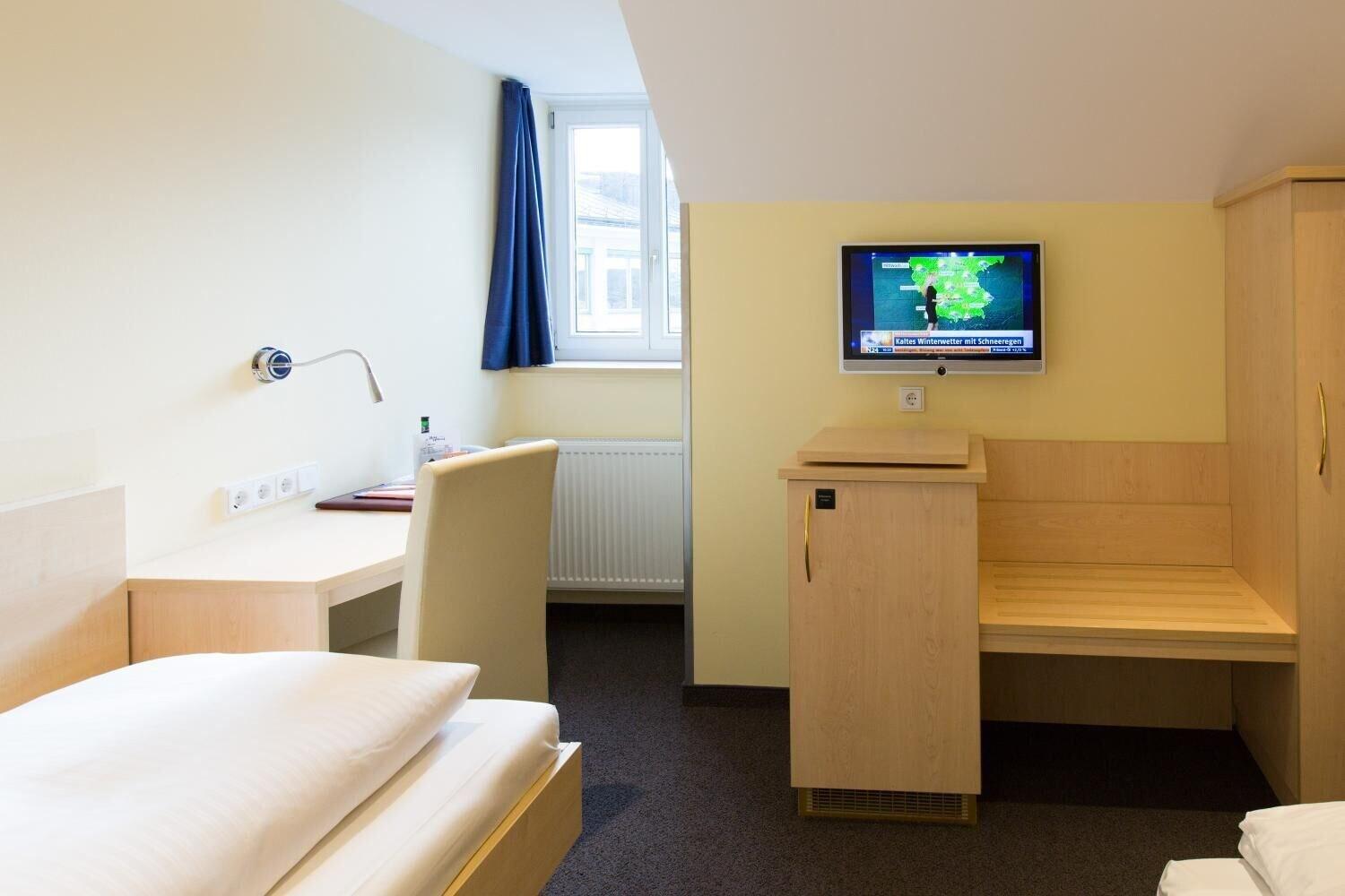 Hotel Uhland by null