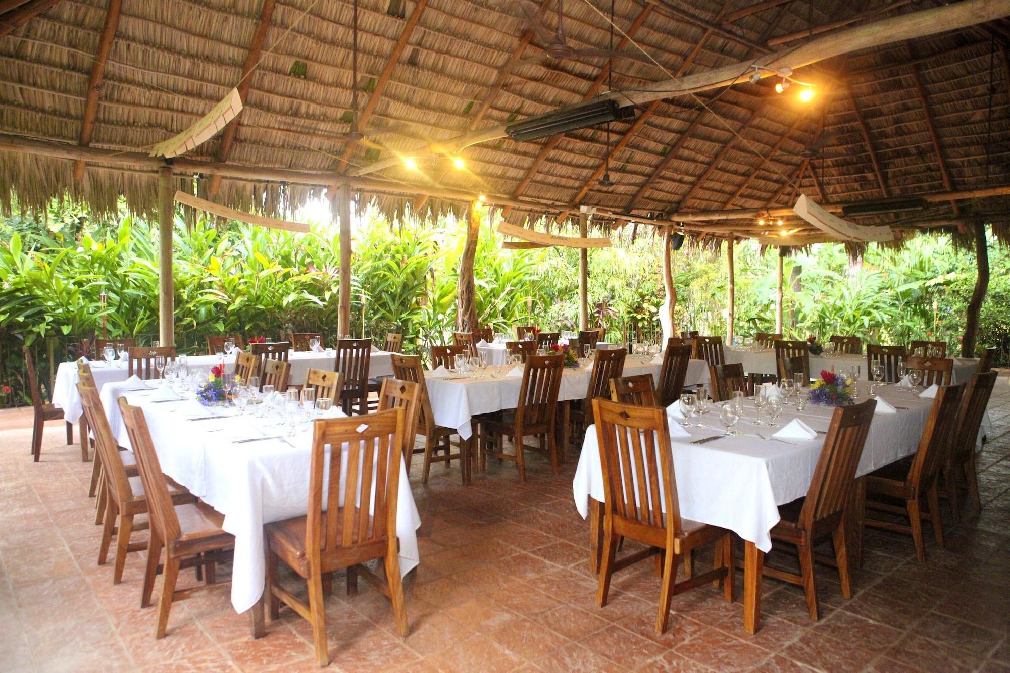 Jaco Hotel Docelunas