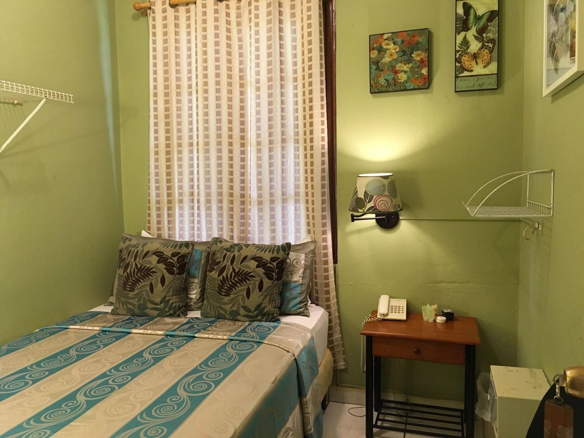 Panama House Bed & Breakfast by null