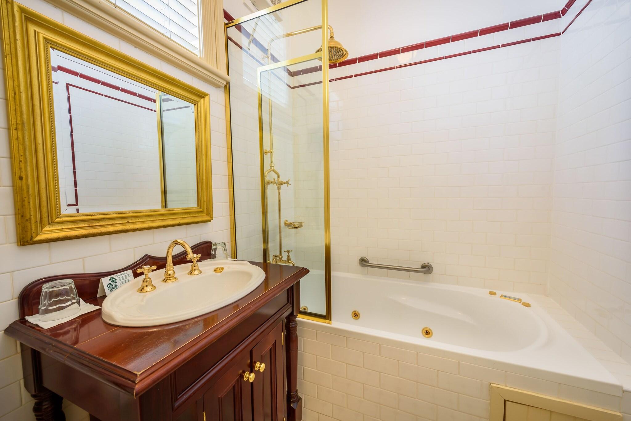 Cobb & Co Court Boutique Hotel by null