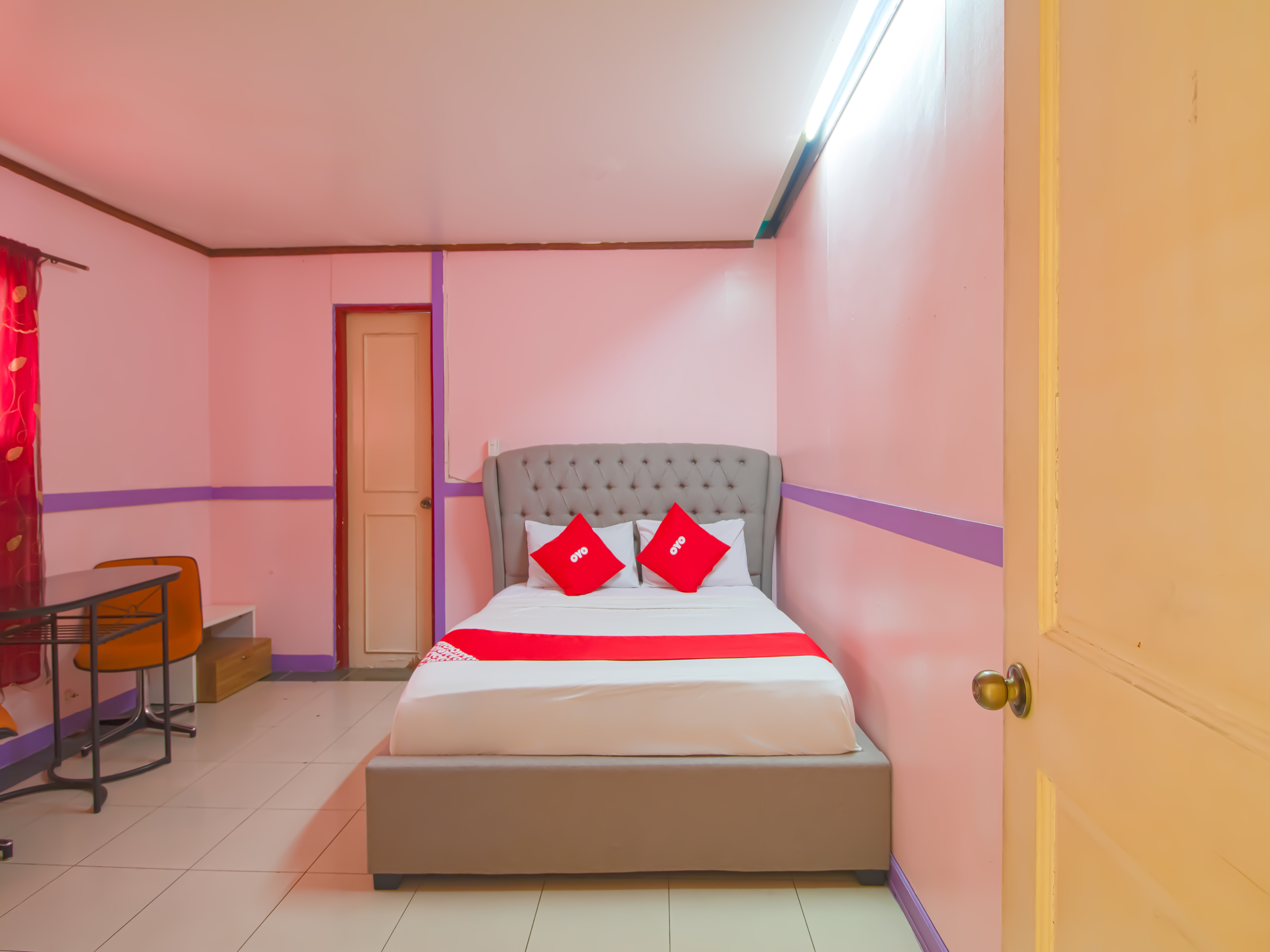 OYO 790 Mango Inn