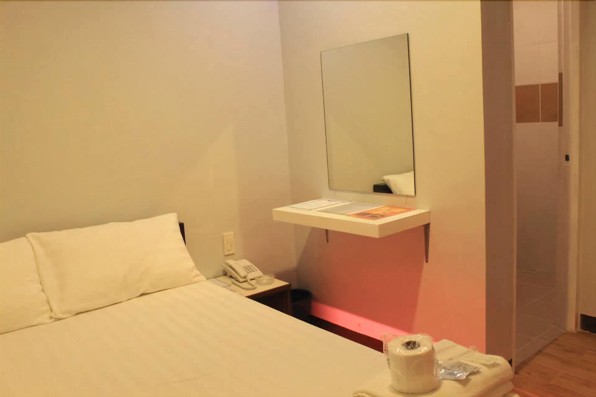 Dianne Gardens Hotel