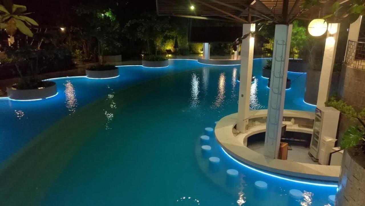 Fernvale Leisure Club And Resort