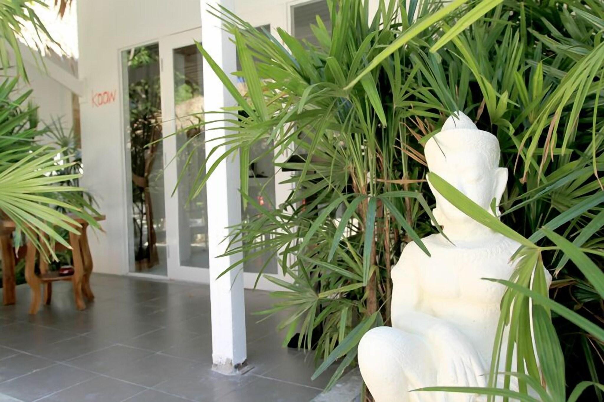 The White Cottage