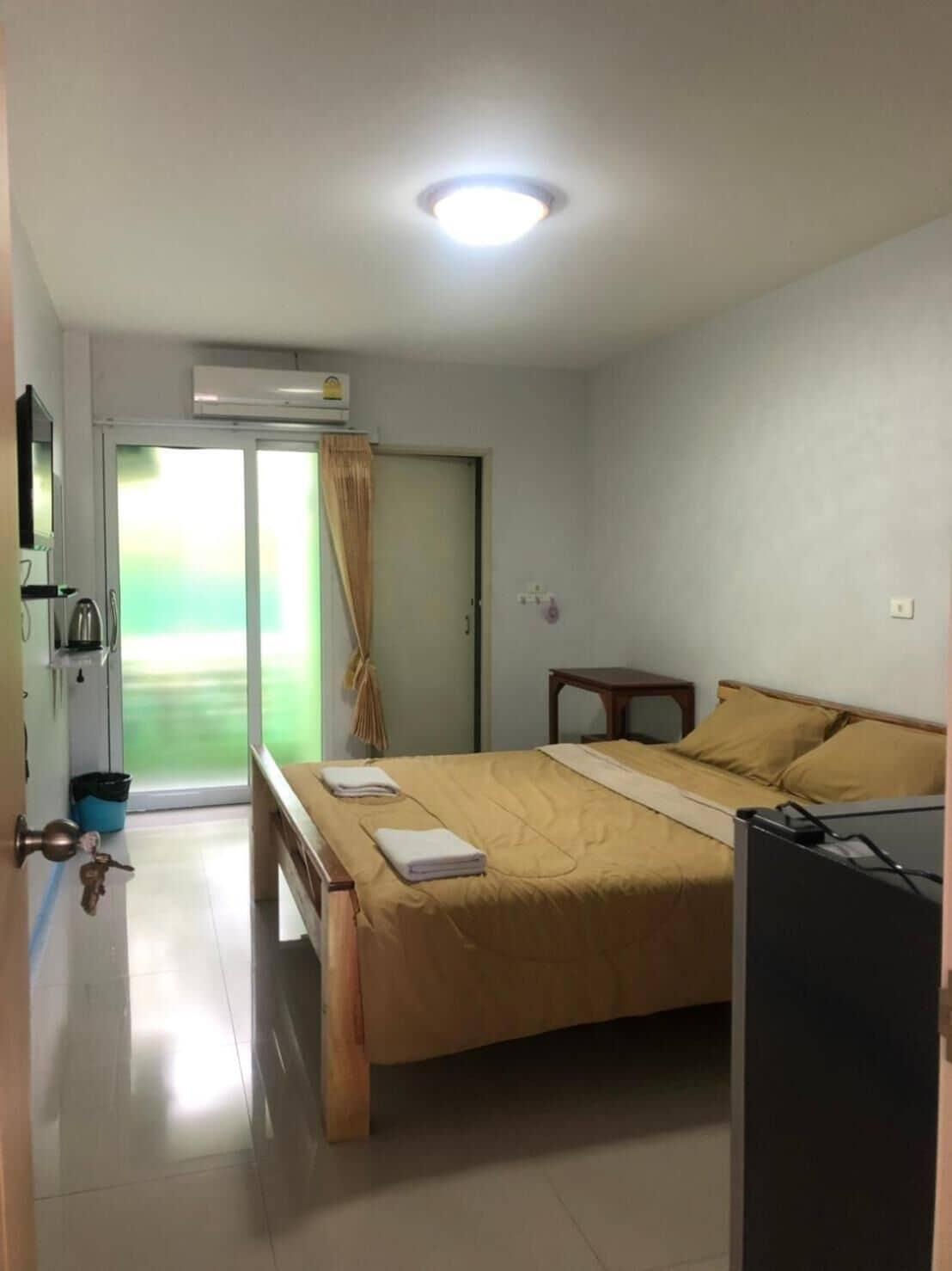 S. Diamond Apartment