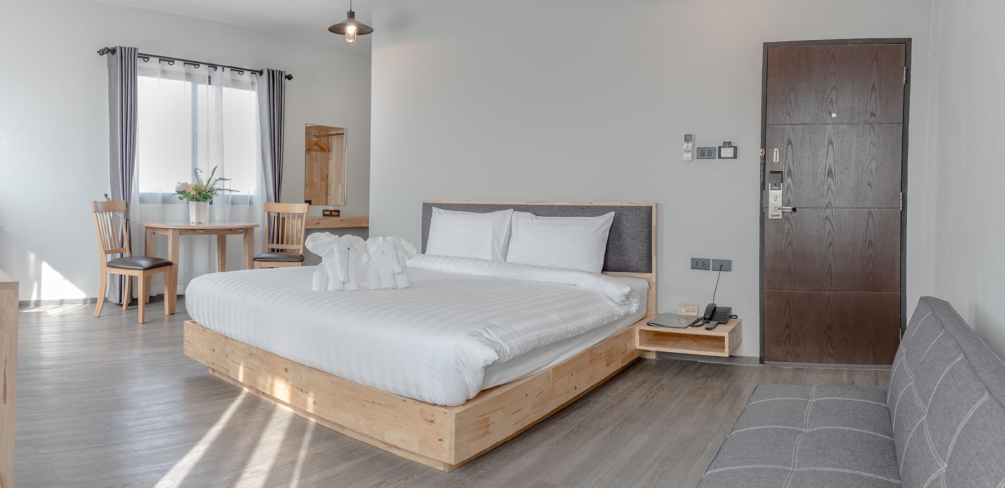 Peppery Hills Hotel