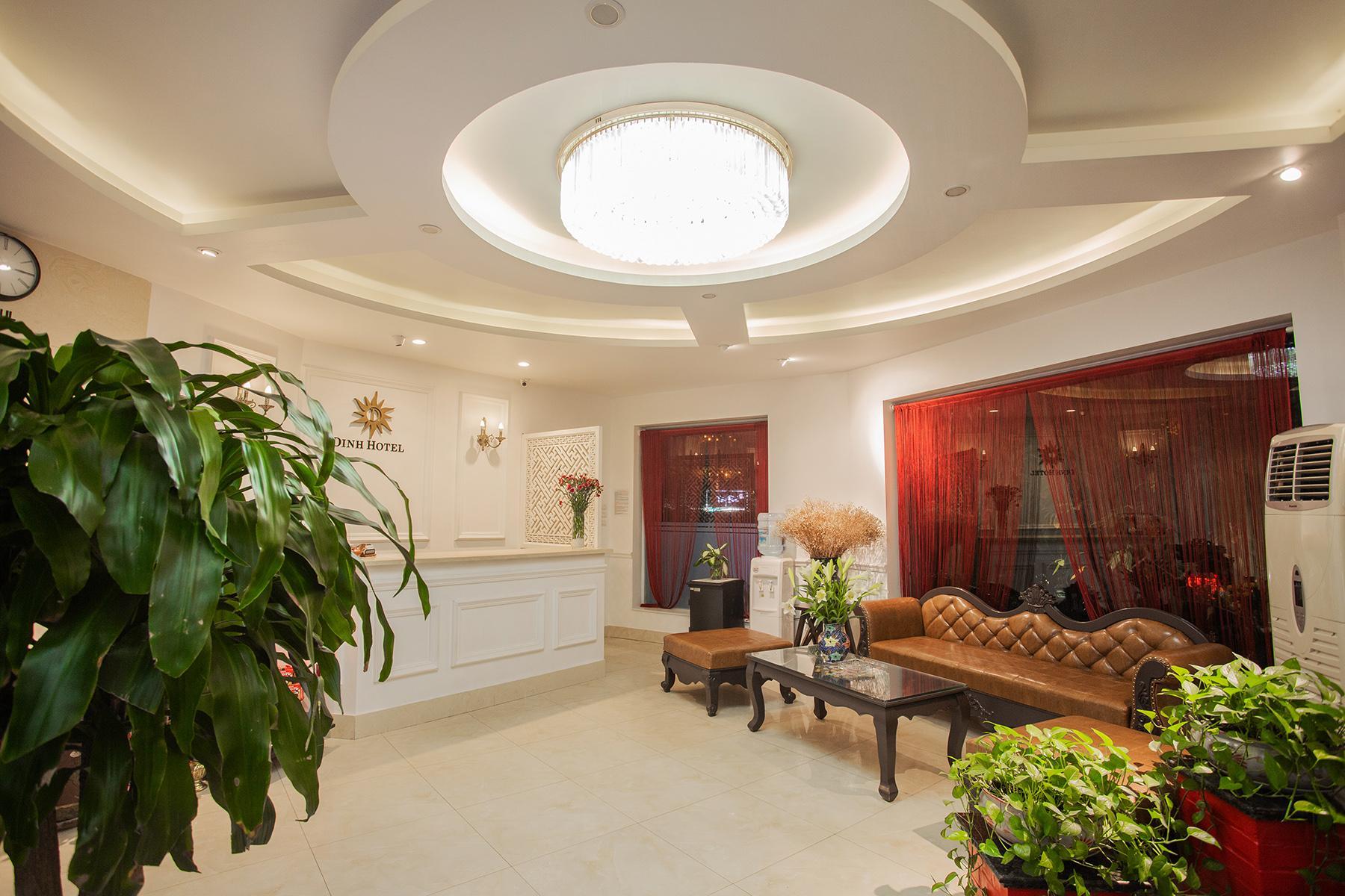 Dinh Hotel