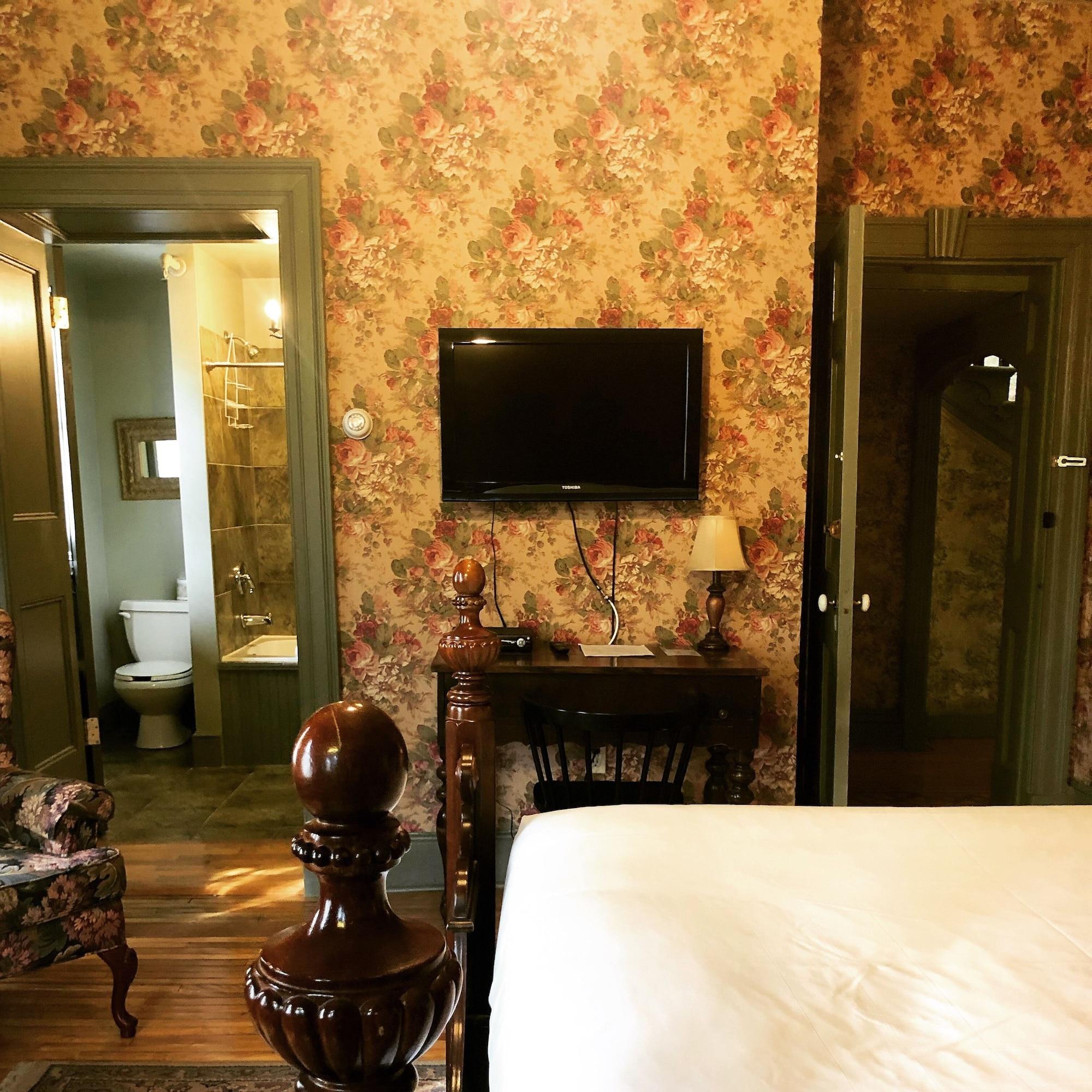 Fairholm National Historic Inn by null