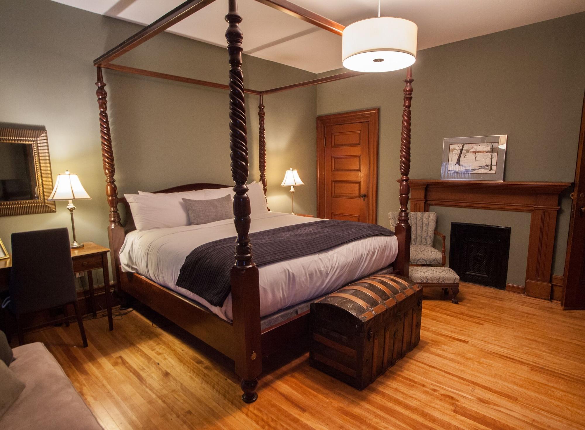 Fairholm National Historic Inn by null