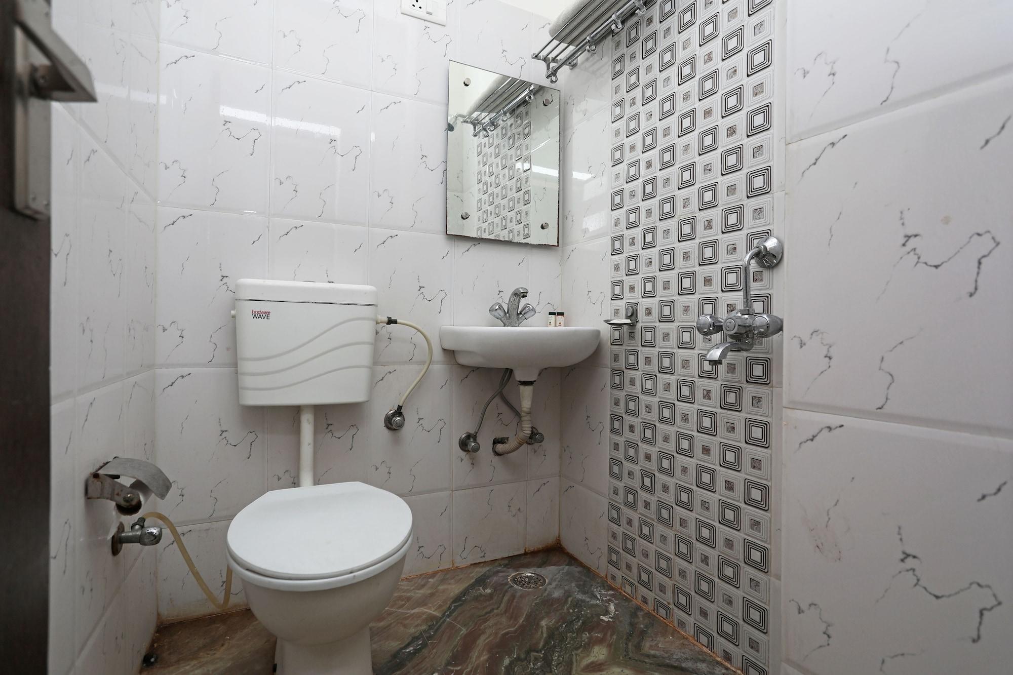 10454 Hotel Riviera