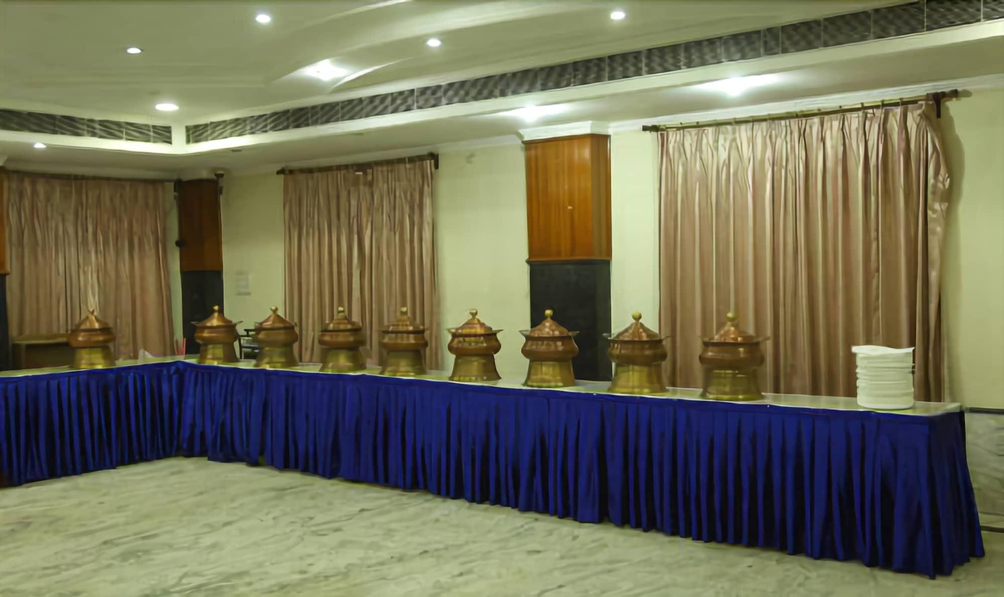 Hotel Priya Palace