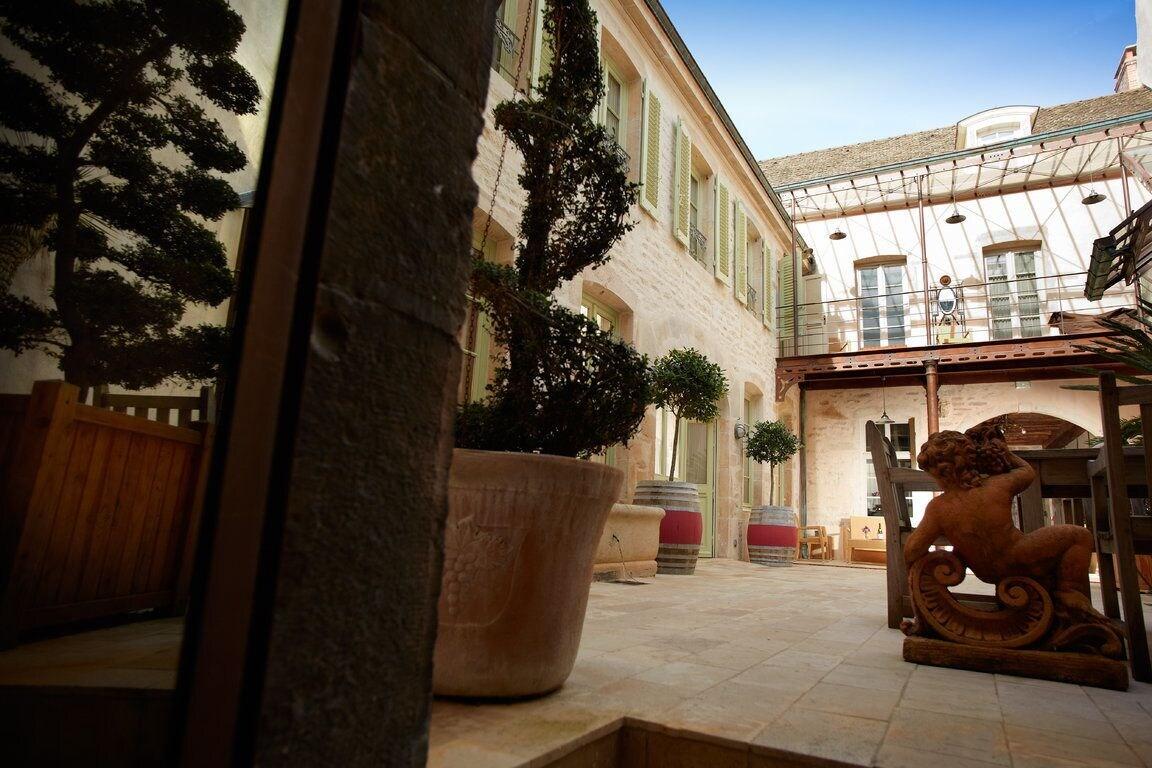 Chez Les Fatien by null