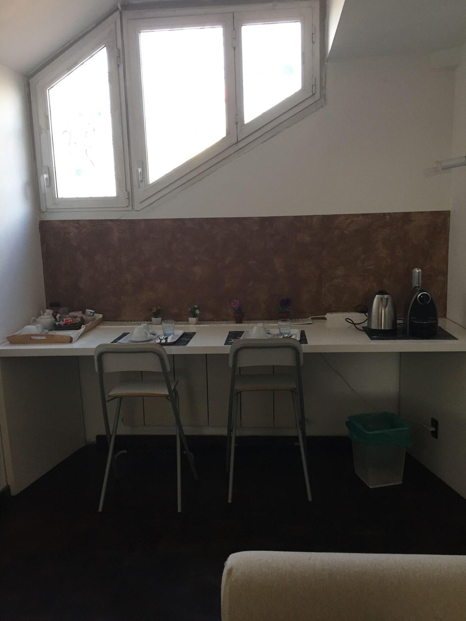Mita Rooms & Apartment - Penthouse