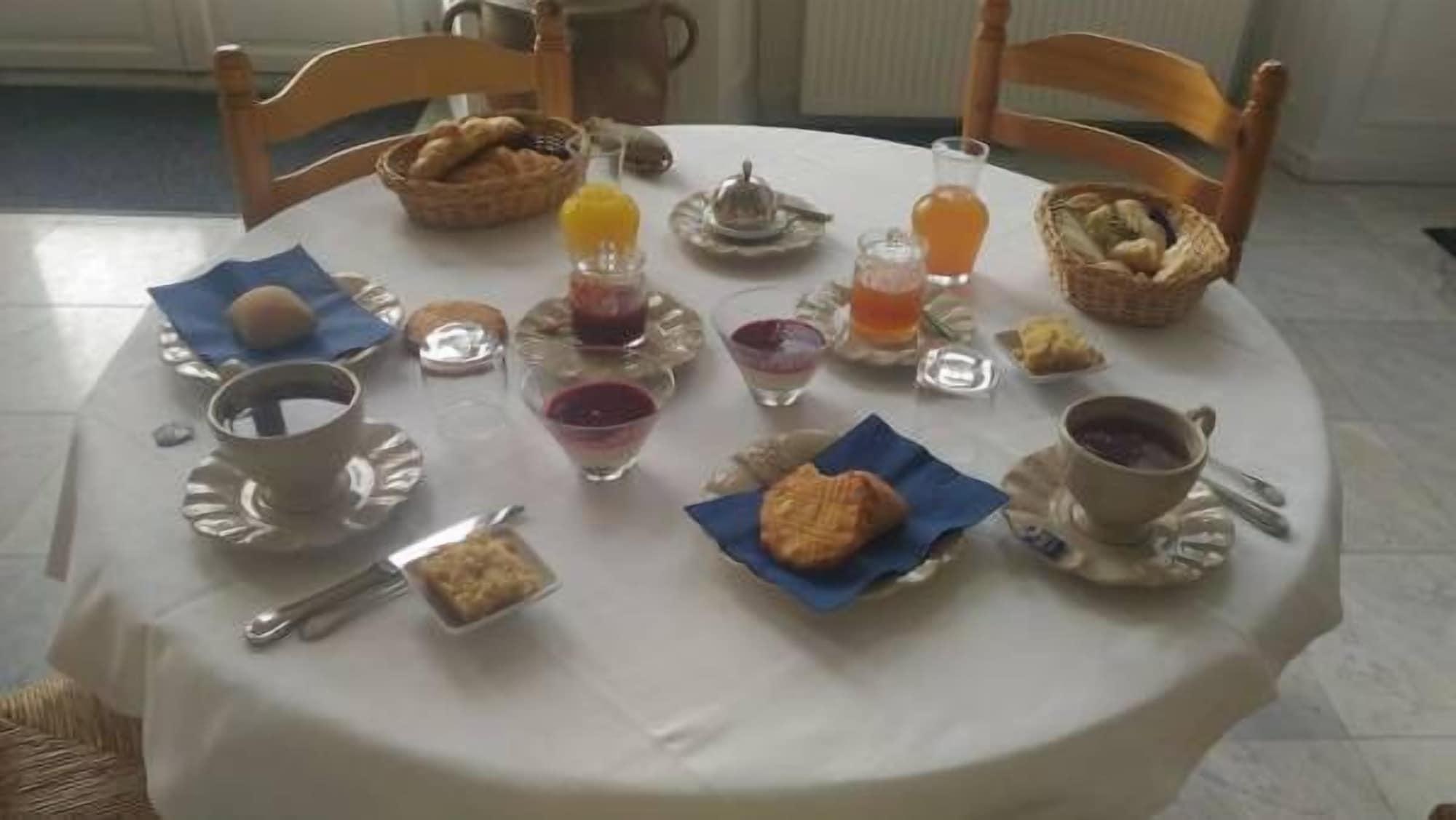 Chambres D'hotes La Barbinais Bed&breakfast St Mal