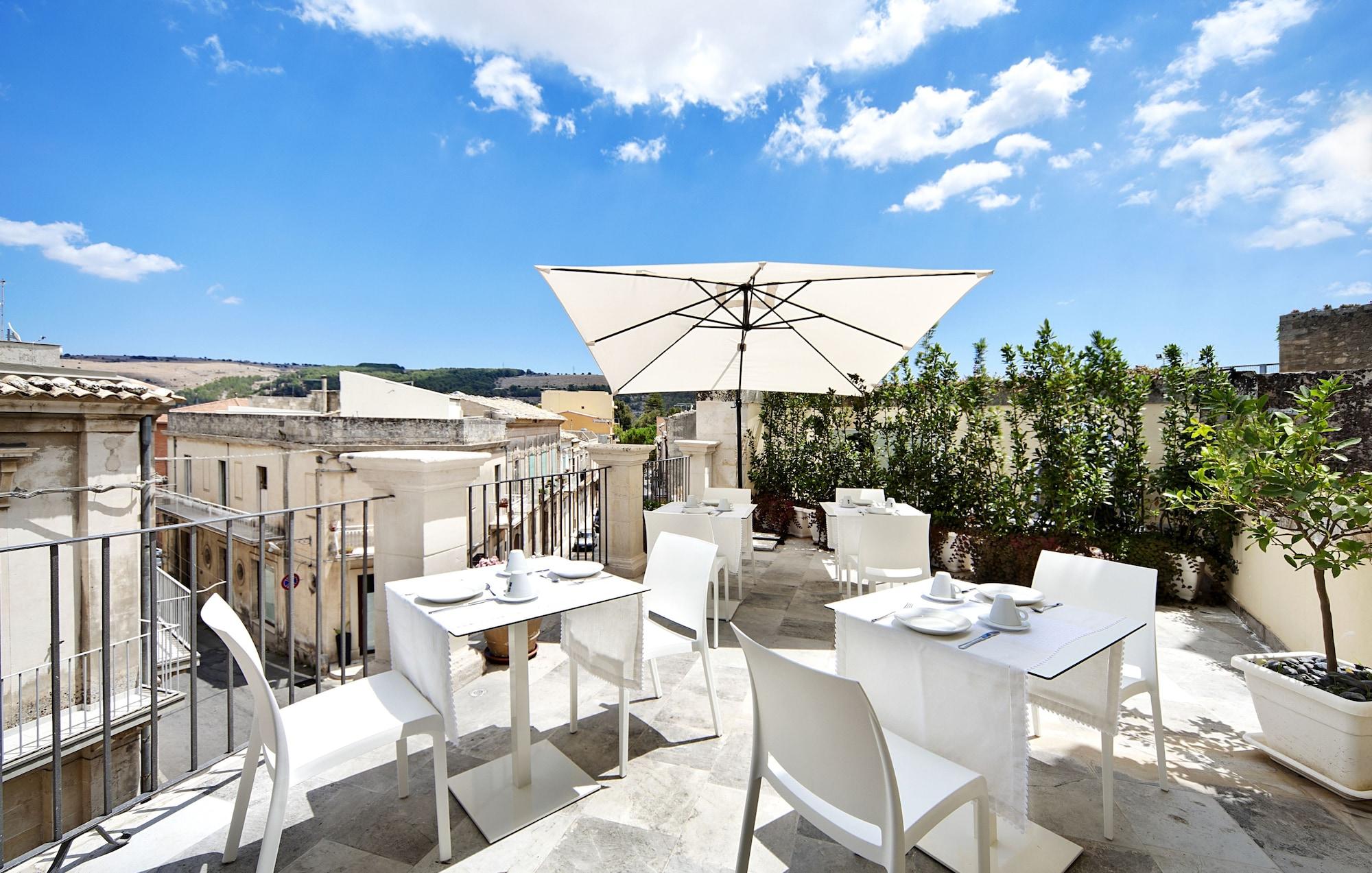 Epoca  - Camere con Stile