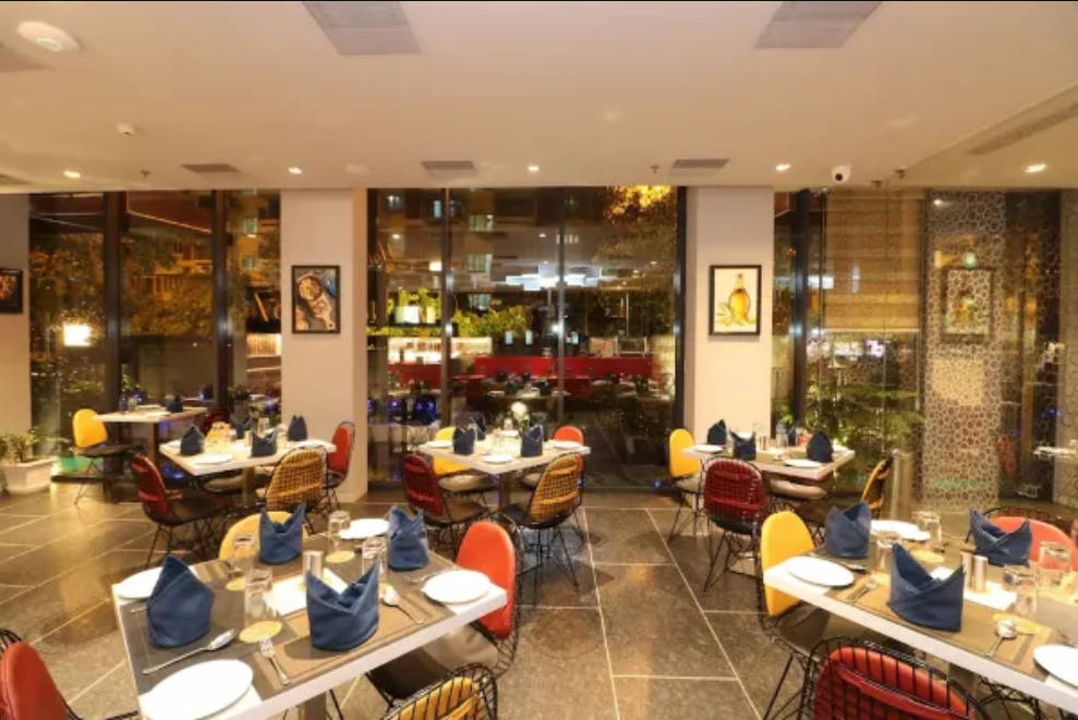 Hotel Gallery 67