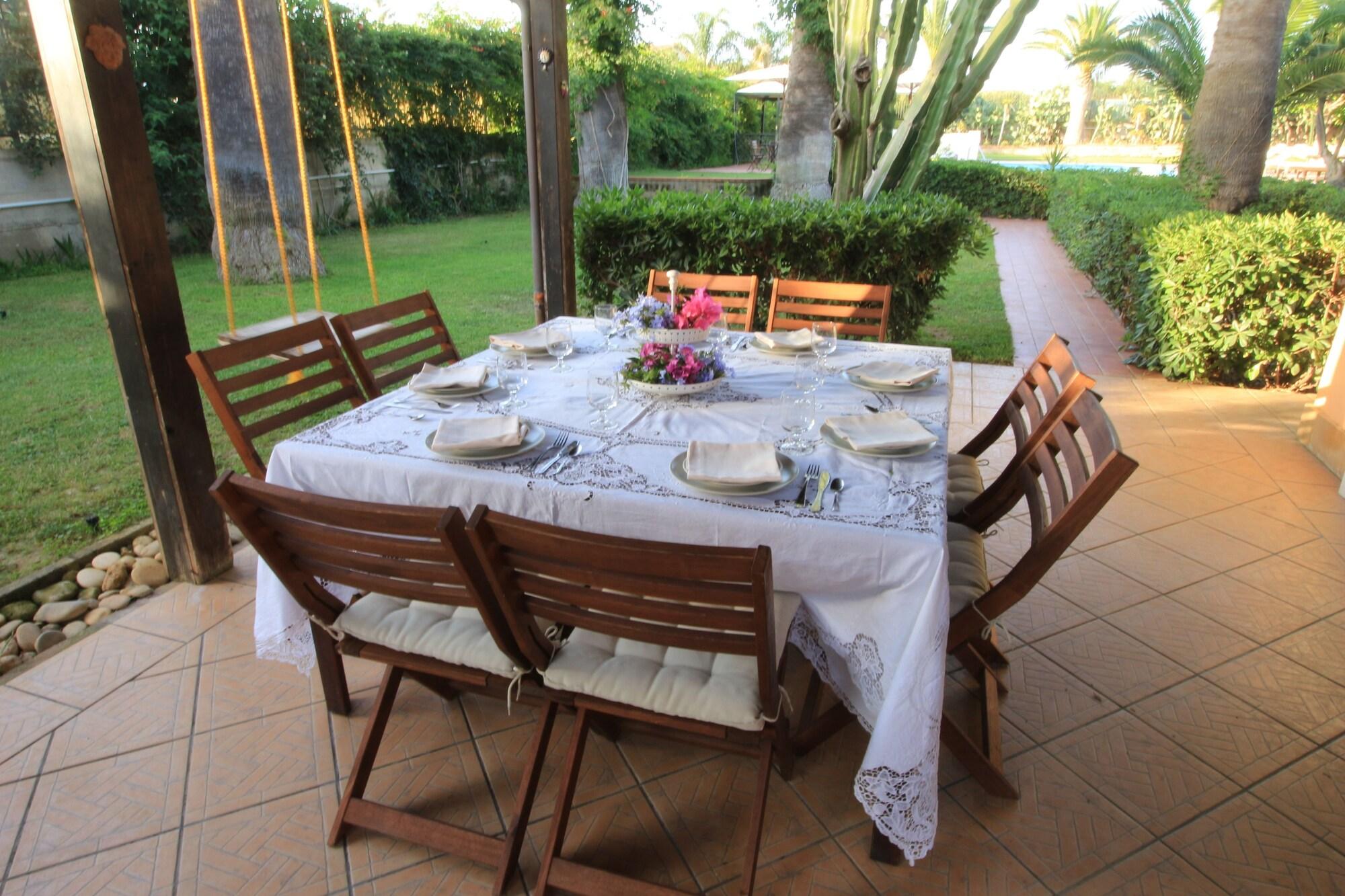 Villa Carlotta Resort