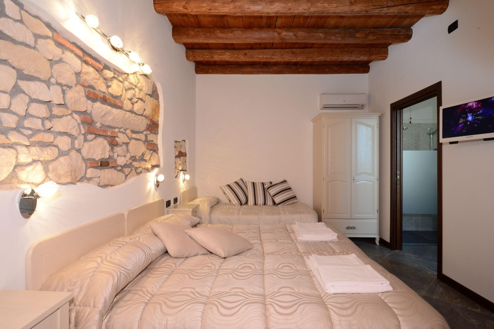 Cq Rooms Verona