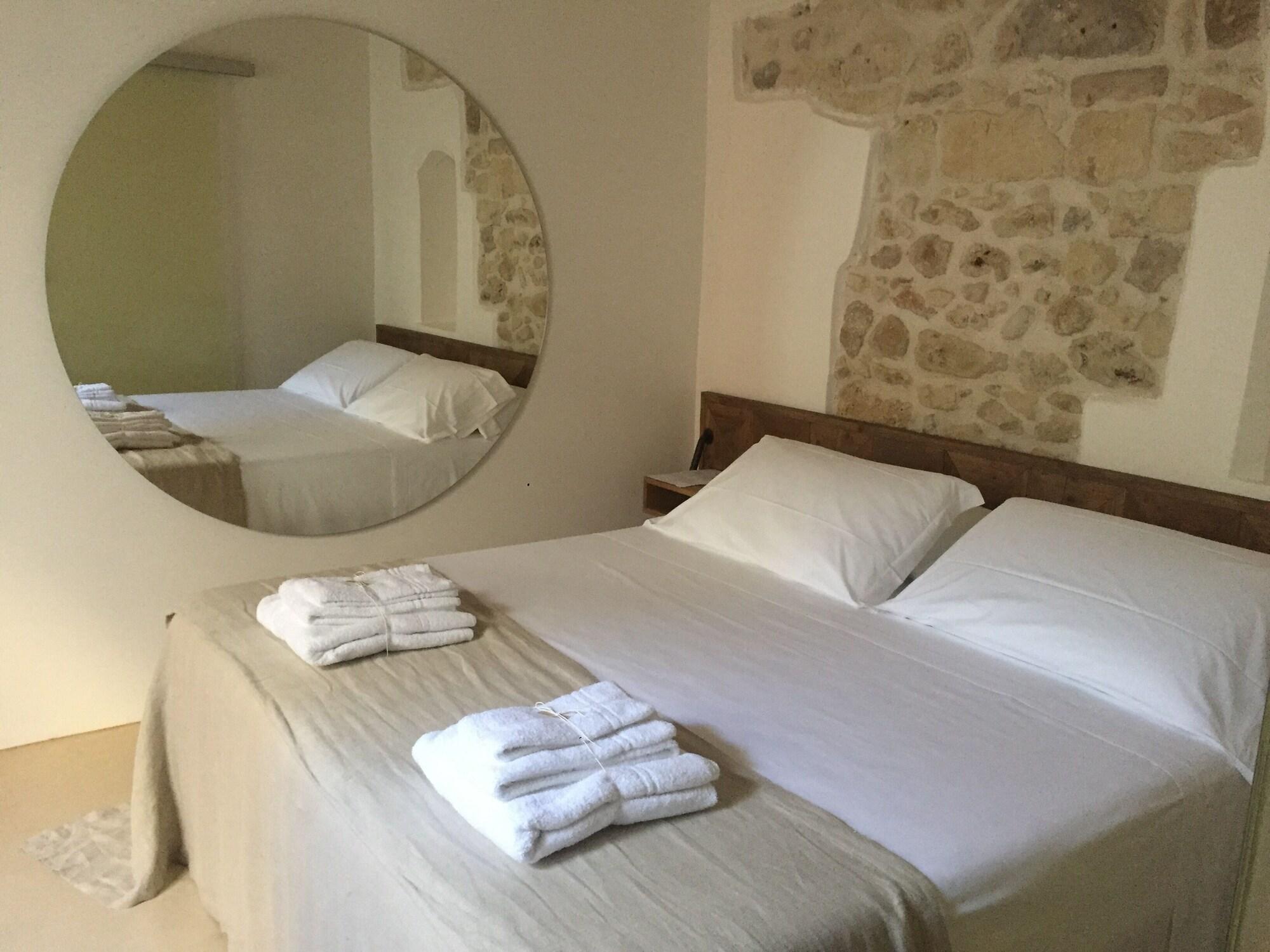 Palazzo Sant'Anna Lecce by null