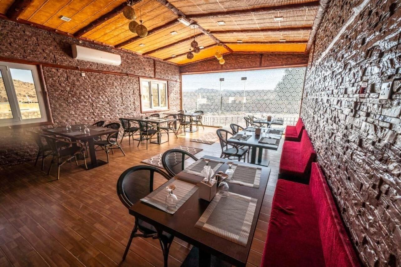 Jabal Al Akhdar Grand Hotel