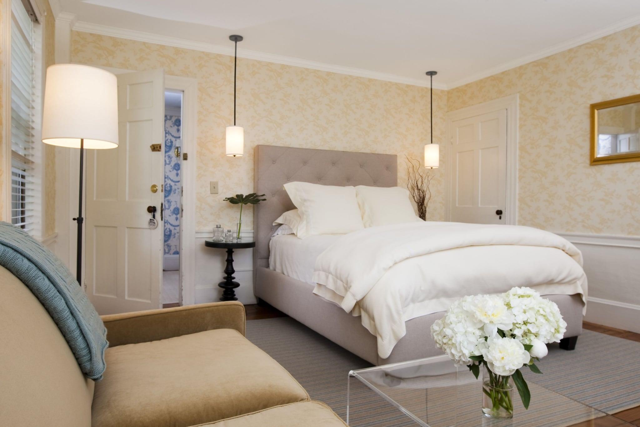 Kennebunkport Captains Collection by null